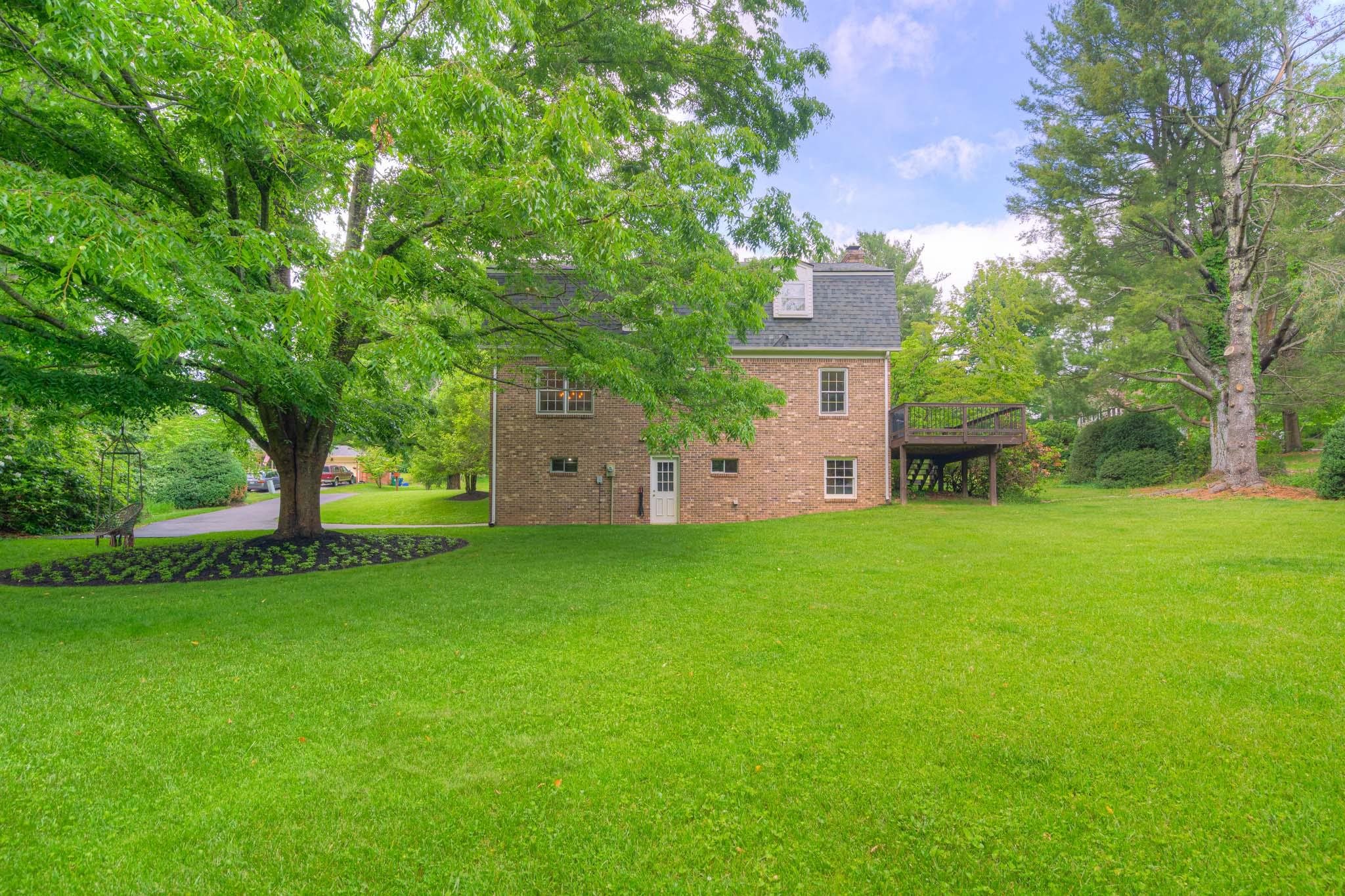 914 Mason Drive Blacksburg VA 24060