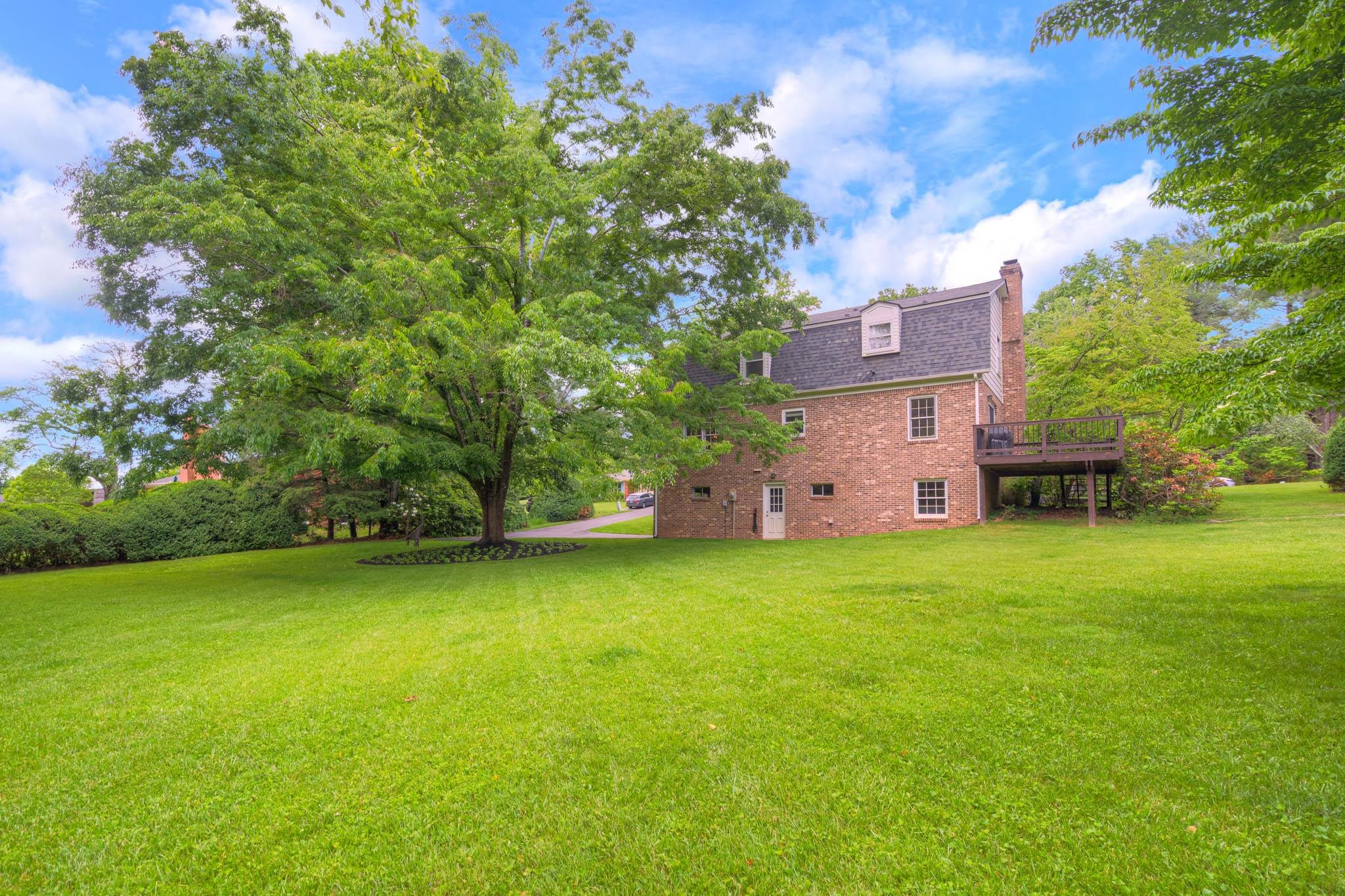 914 Mason Drive Blacksburg VA 24060
