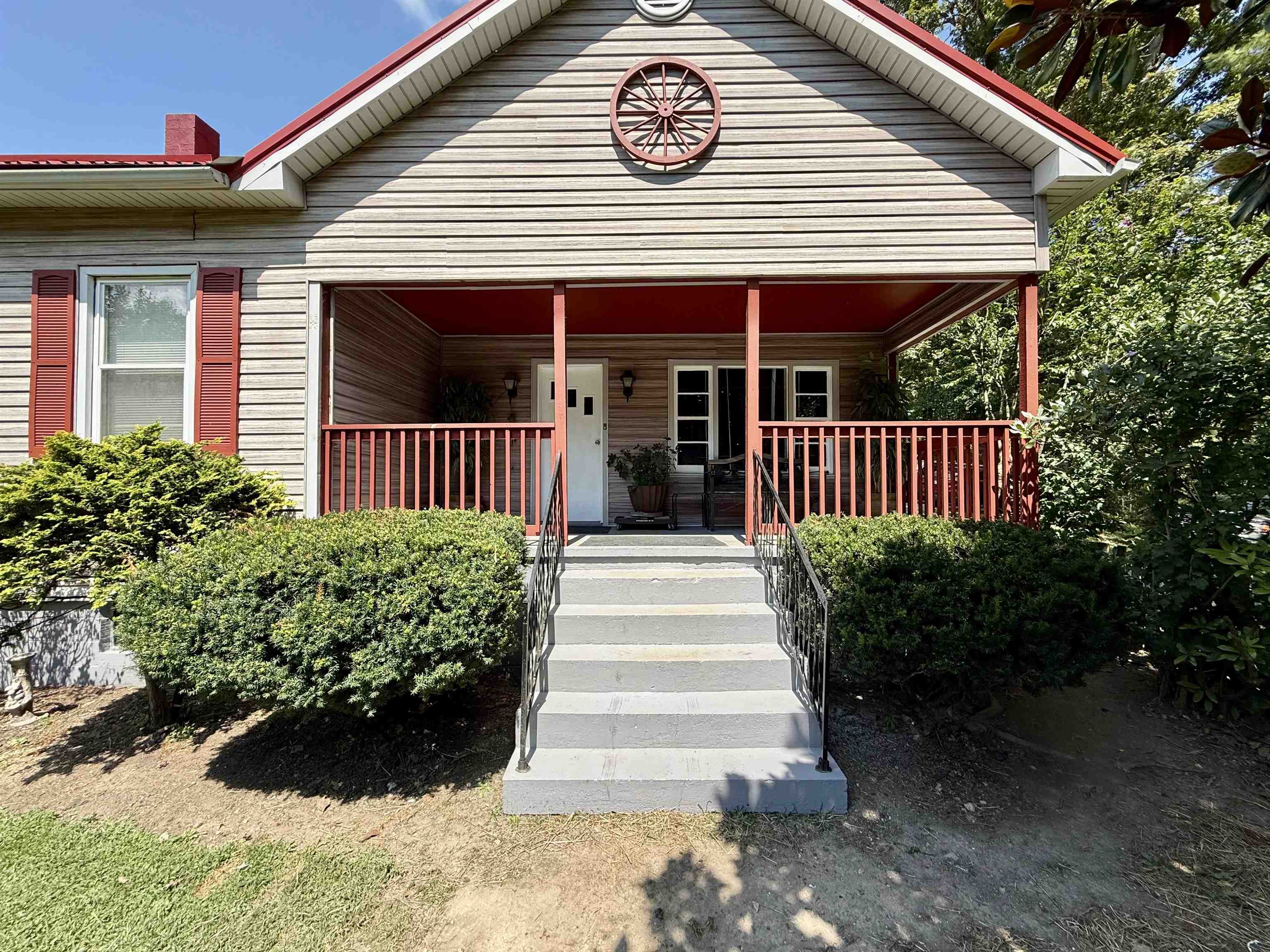 1521 Green Valley Road Eggleston VA 24086