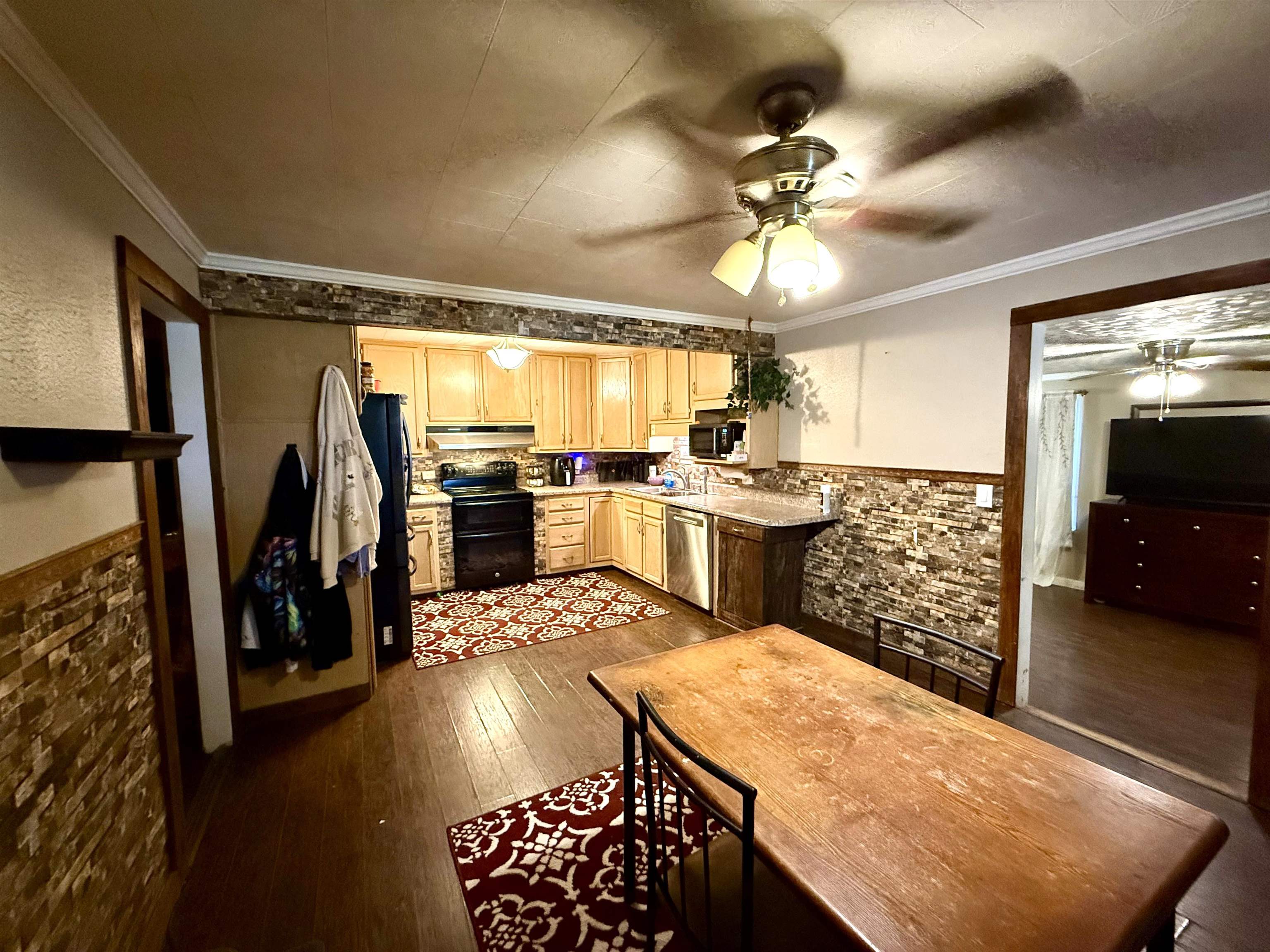 1521 Green Valley Road Eggleston VA 24086