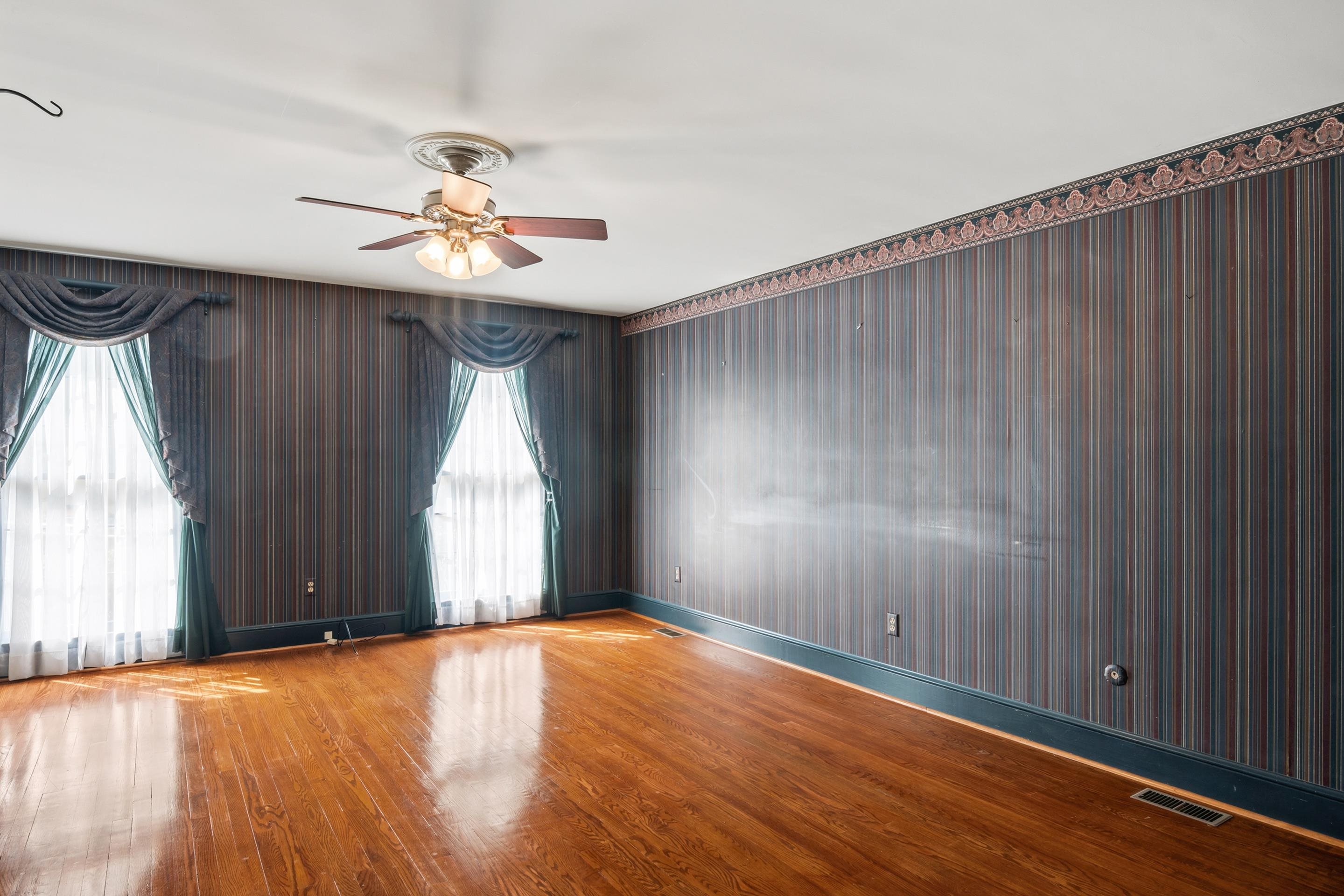 1435 English Forest Road Pulaski VA 24301