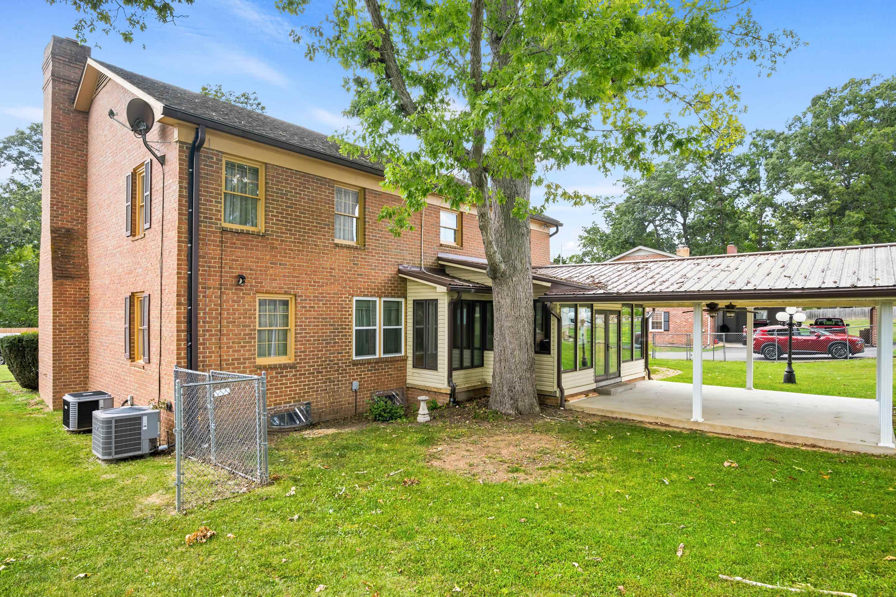 1435 English Forest Road Pulaski VA 24301