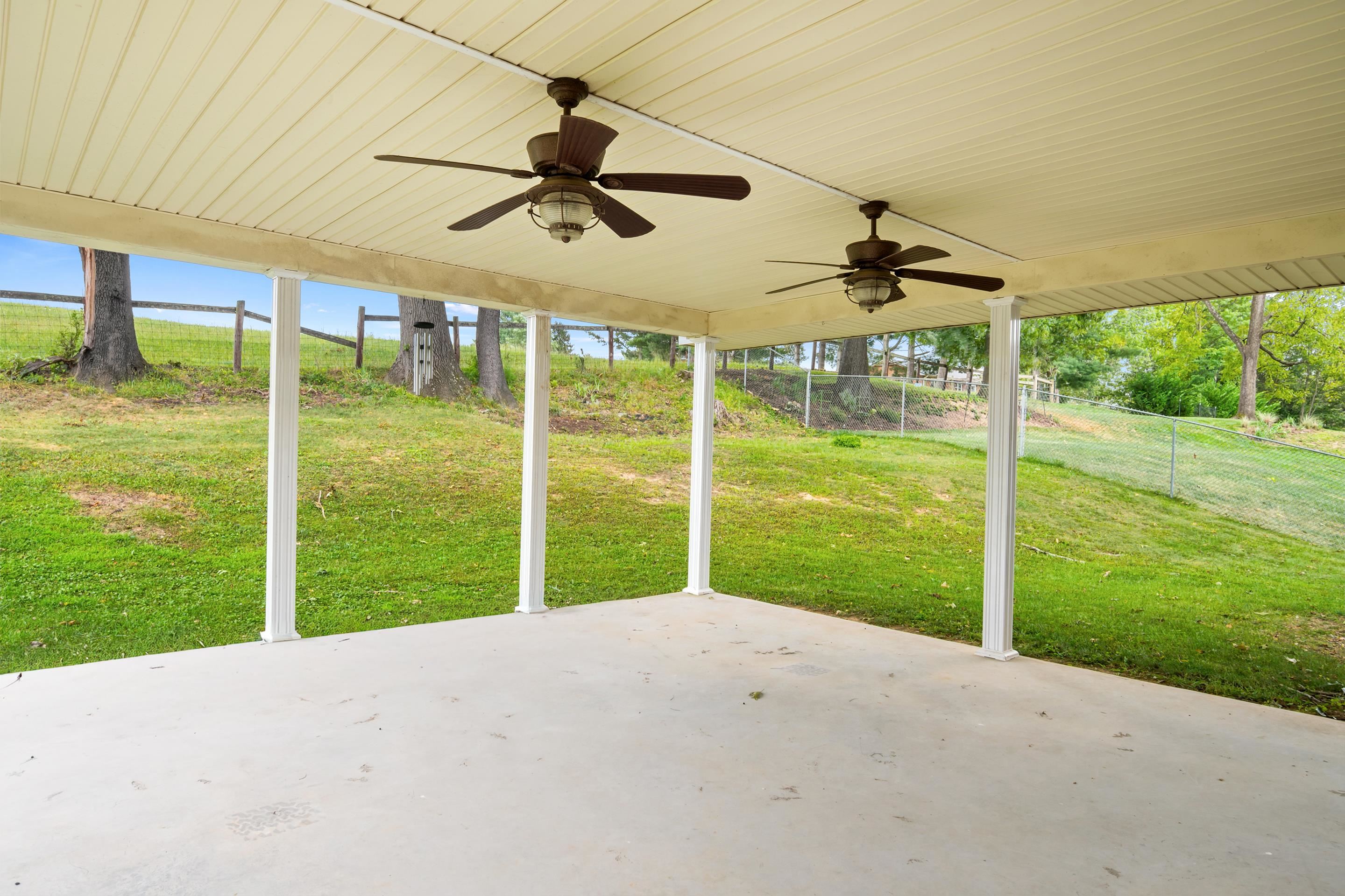 1435 English Forest Road Pulaski VA 24301