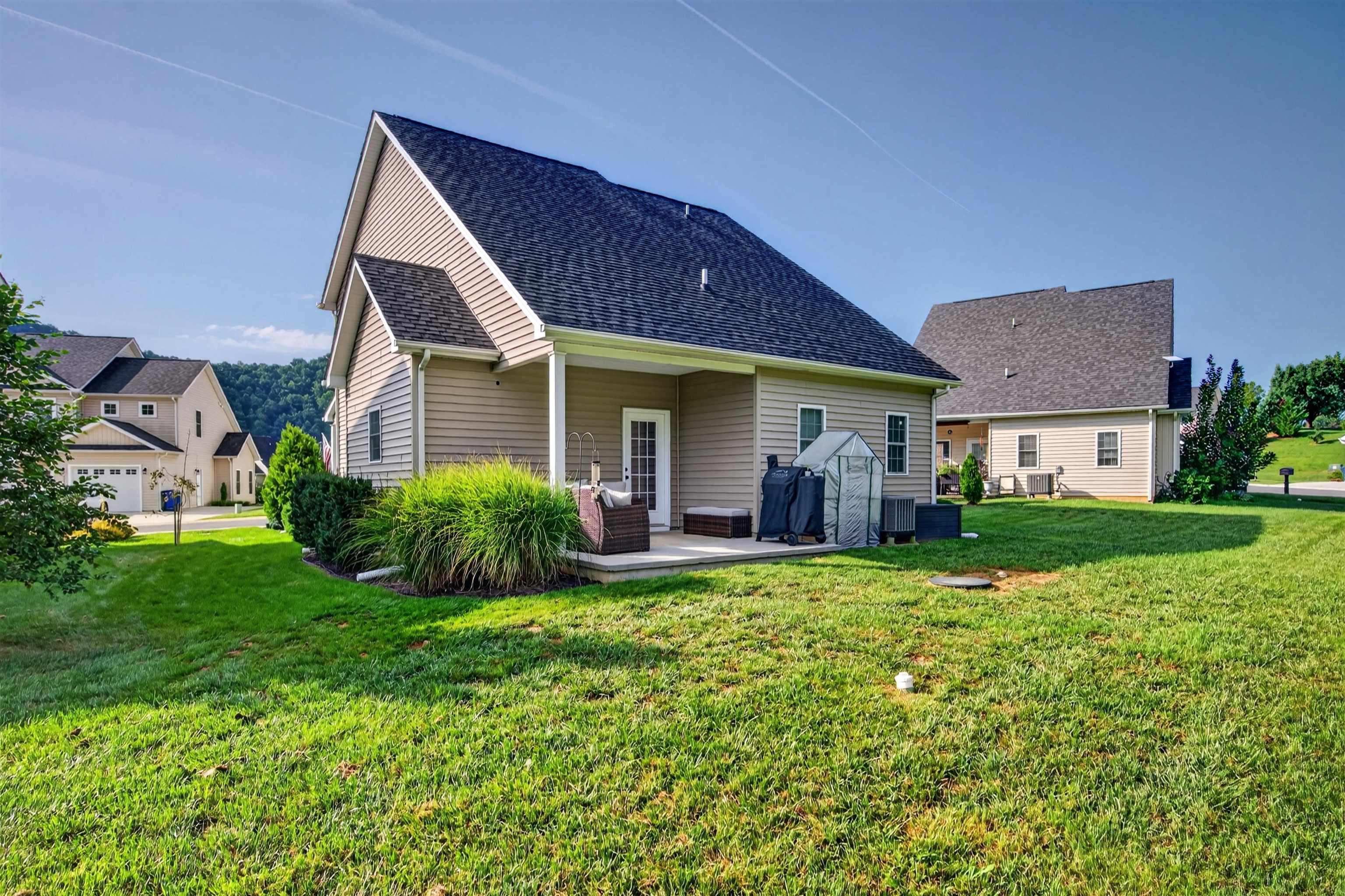 320 Bernies Way Elliston VA 24087