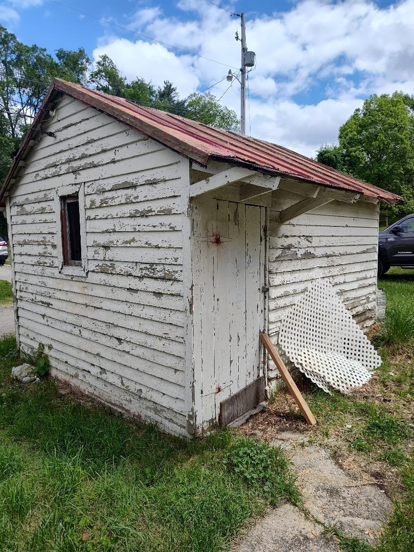 302 E Main Street Dublin VA 24084