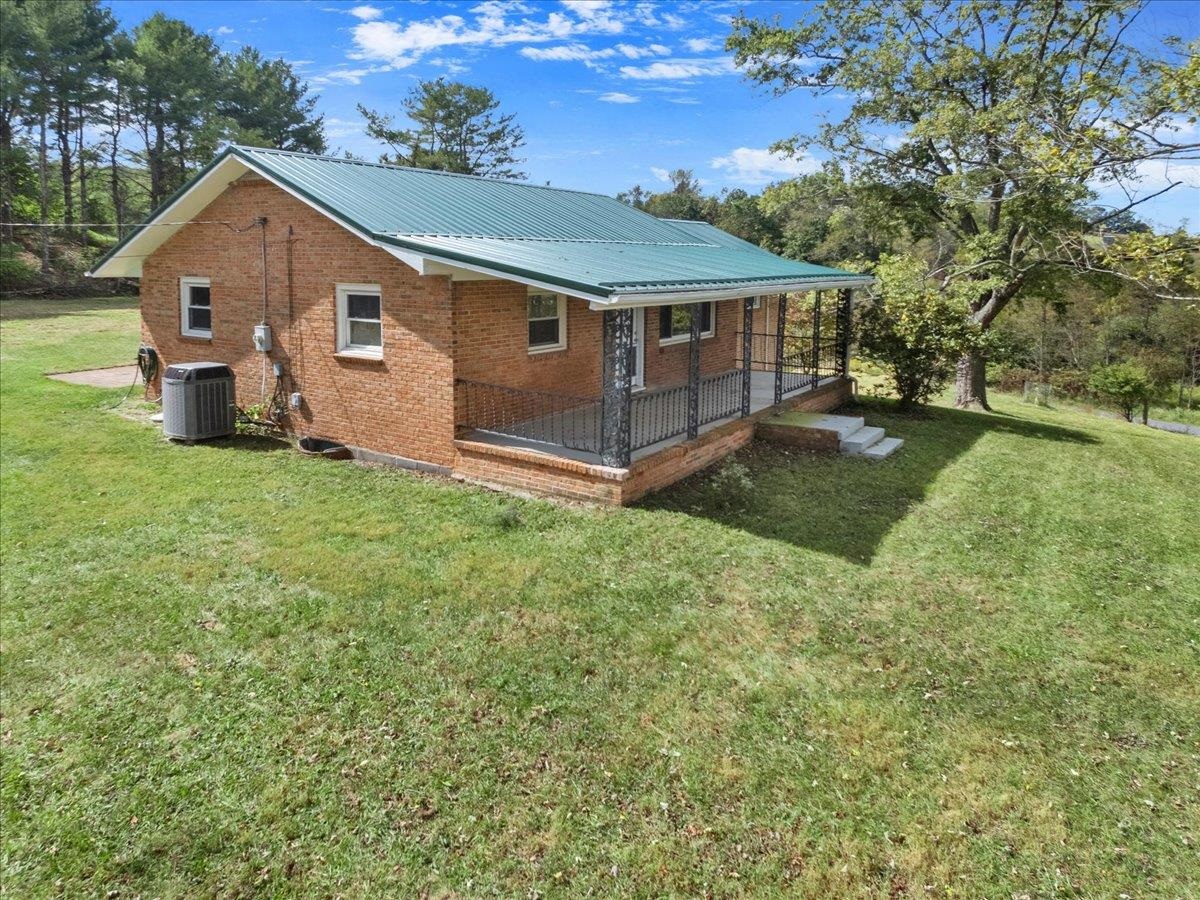 1350 Cranberry Lane Blacksburg VA 24060