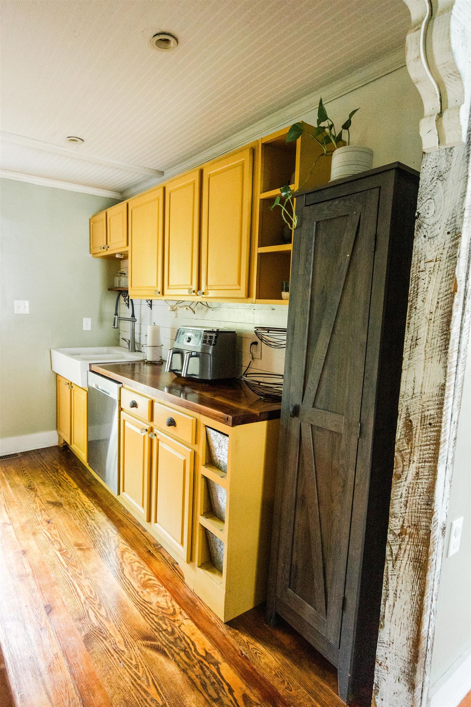 1306 Fourth Street Radford VA 24141