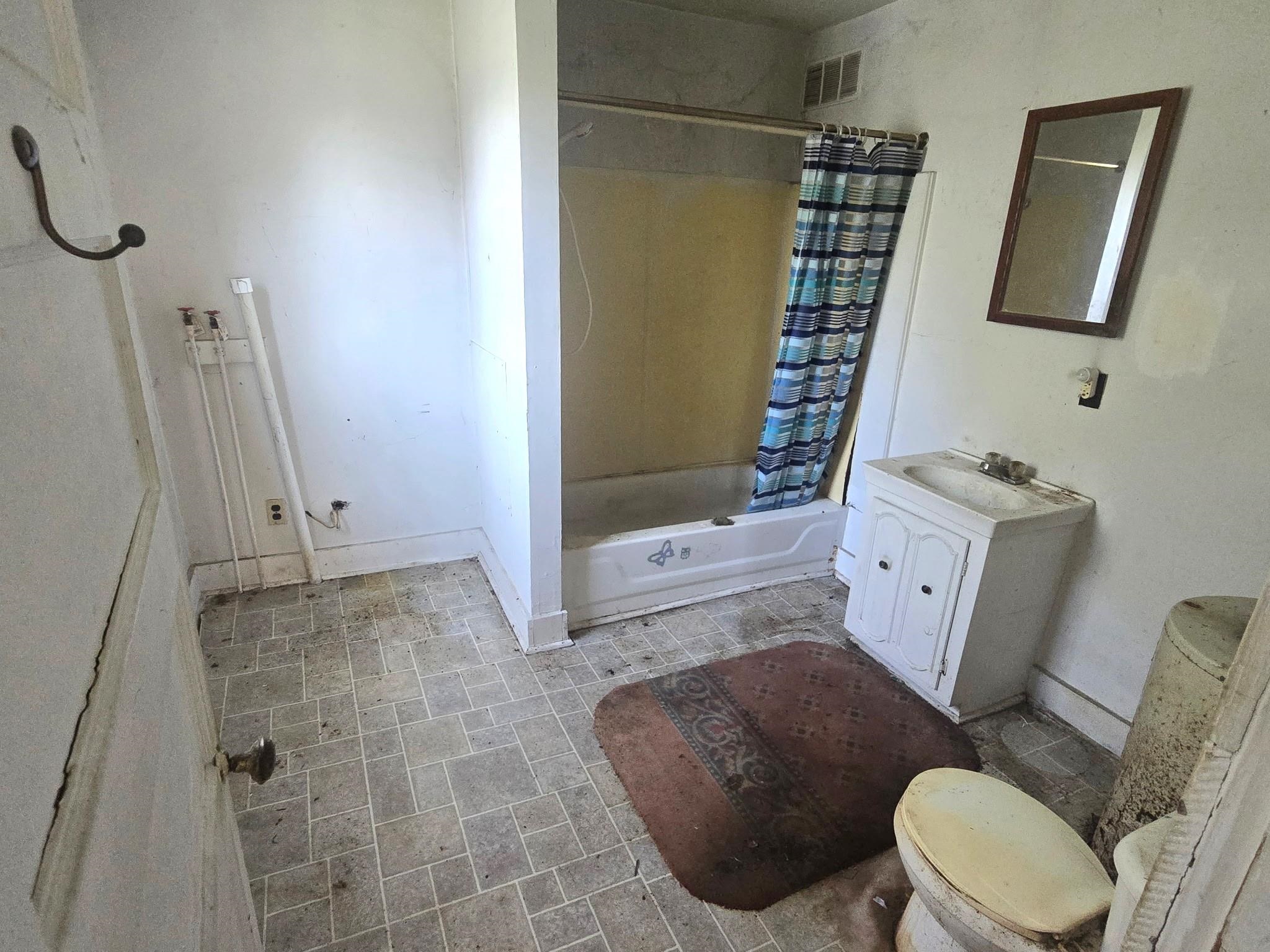 440 E Ridge Street Wytheville VA 24382