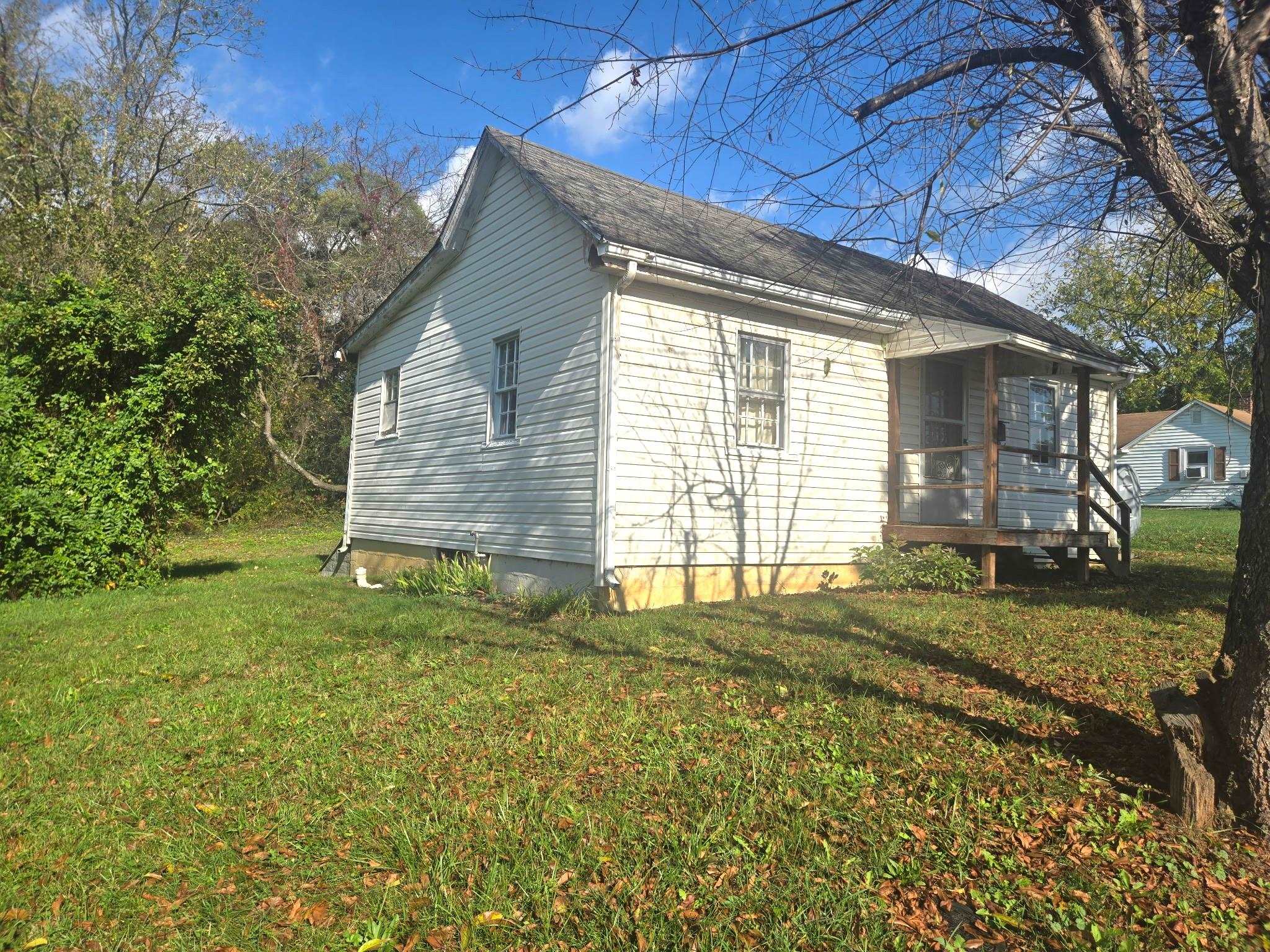 440 E Ridge Street Wytheville VA 24382