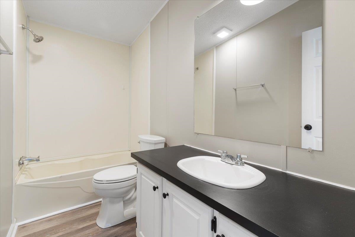 4805 Shelburne Road Radford VA 24141