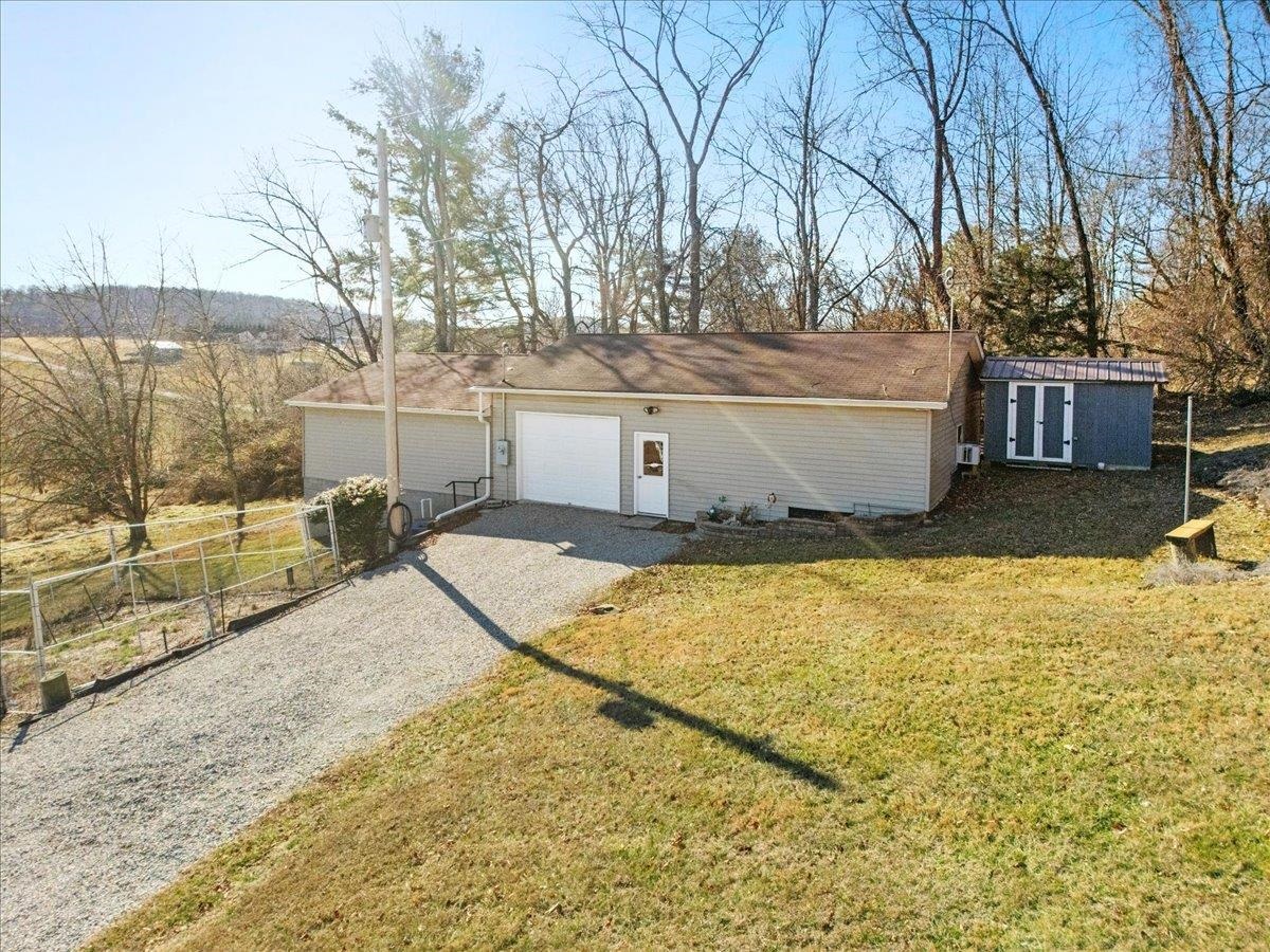 4805 Shelburne Road Radford VA 24141