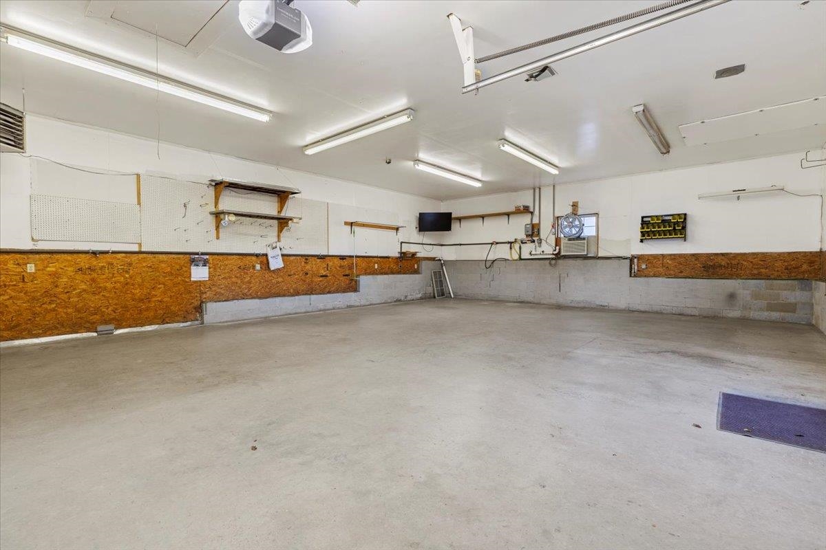 4805 Shelburne Road Radford VA 24141