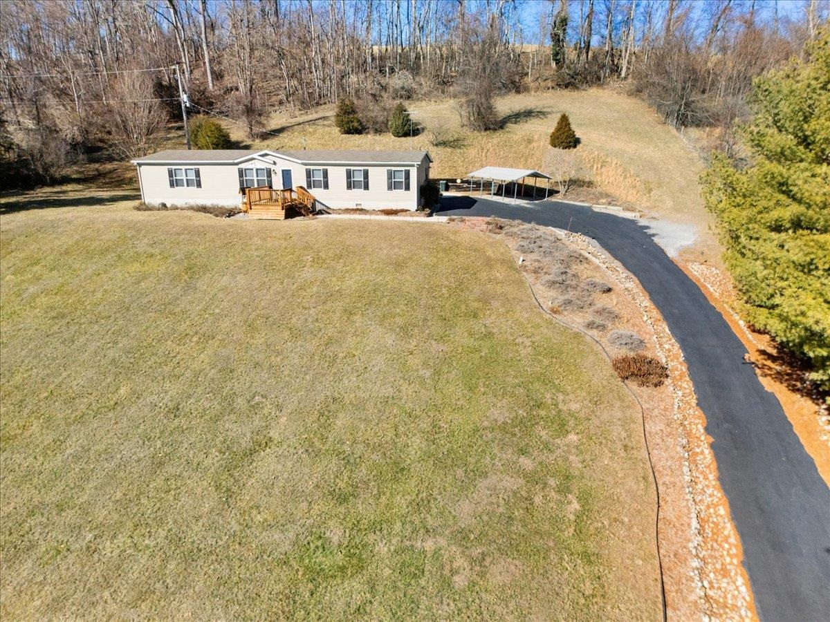 4805 Shelburne Road Radford VA 24141