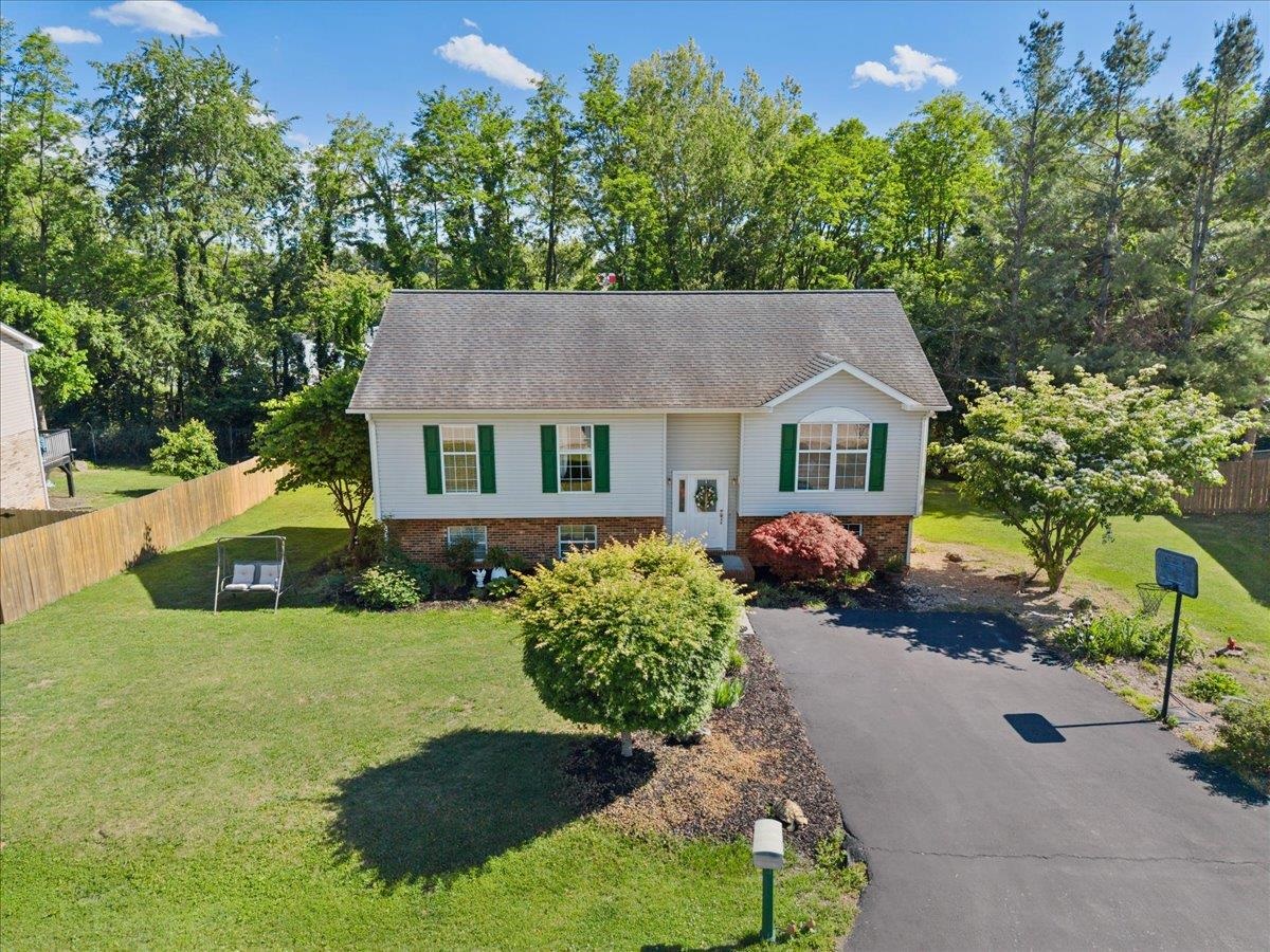 650 Warren Court Christiansburg VA 24073