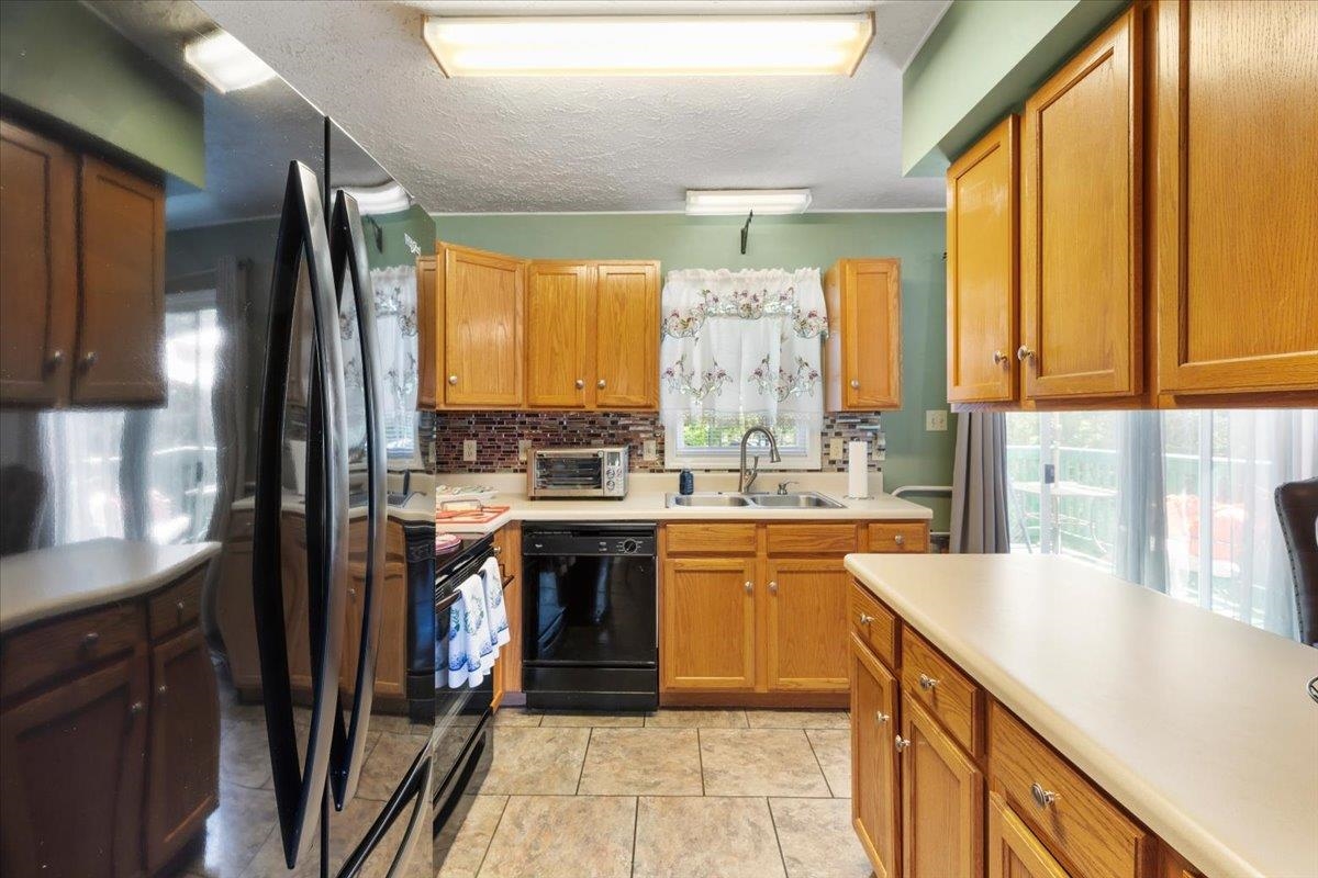 650 Warren Court Christiansburg VA 24073