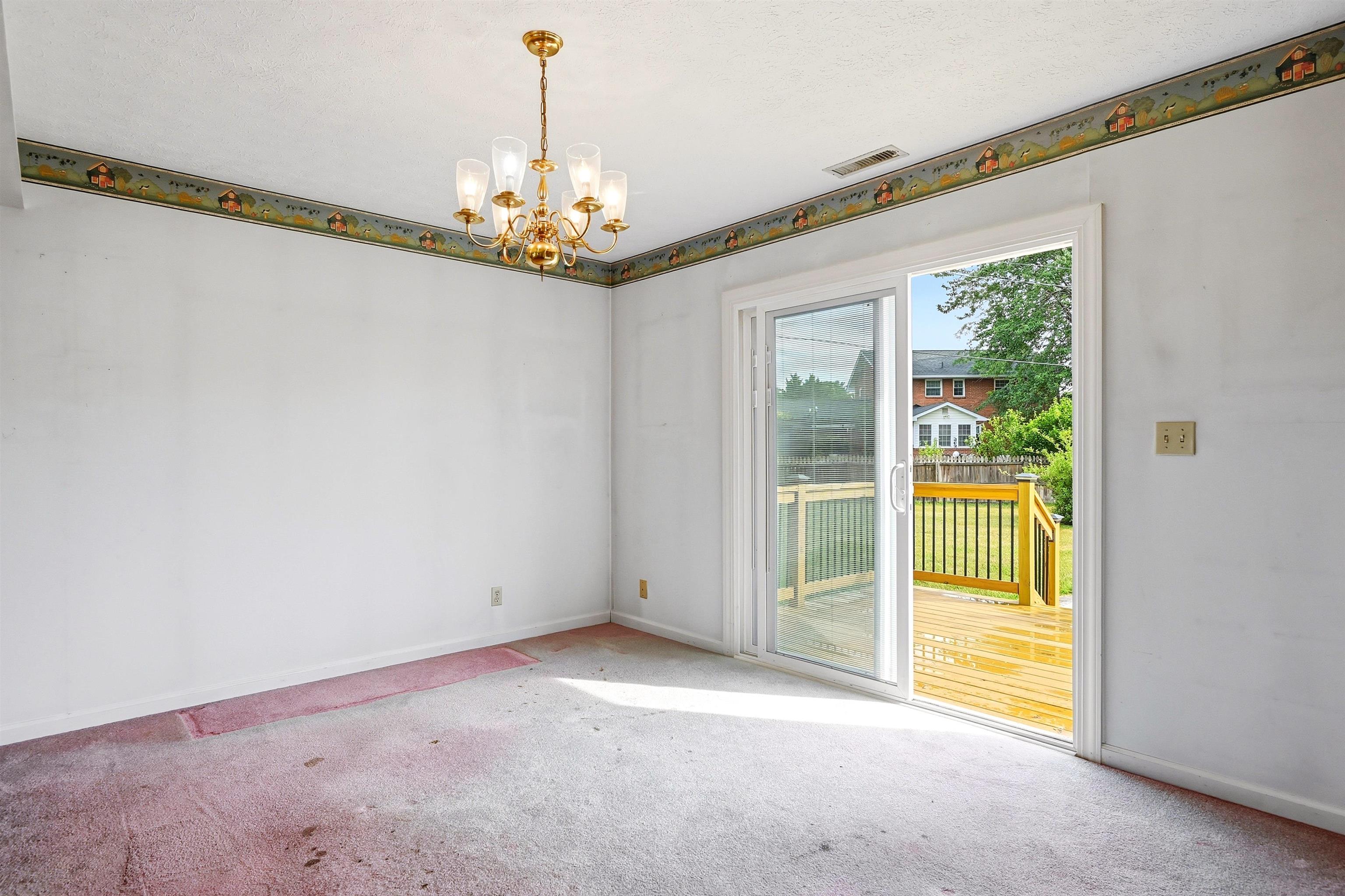 905 Chesley Street Radford VA 24141