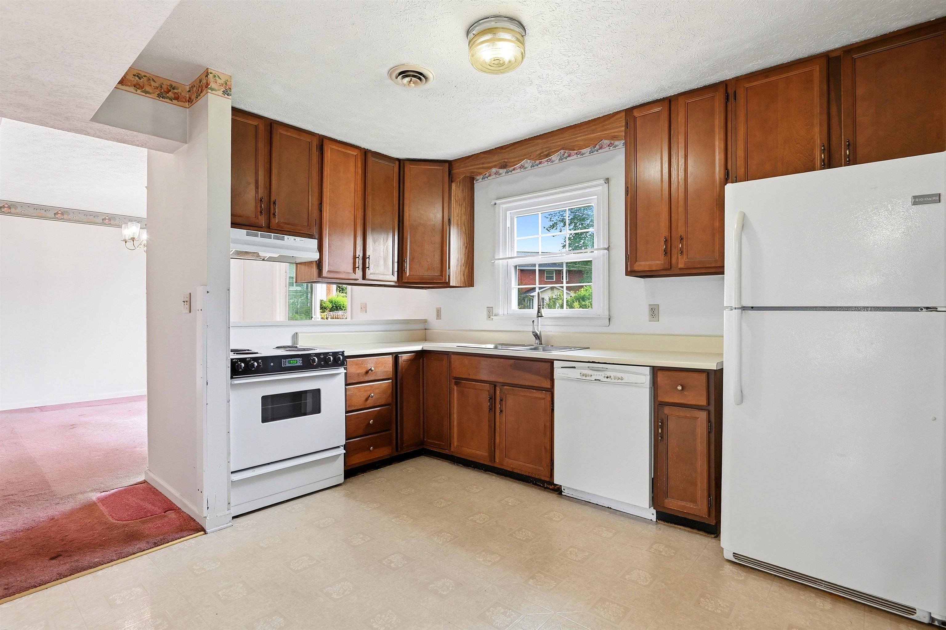 905 Chesley Street Radford VA 24141