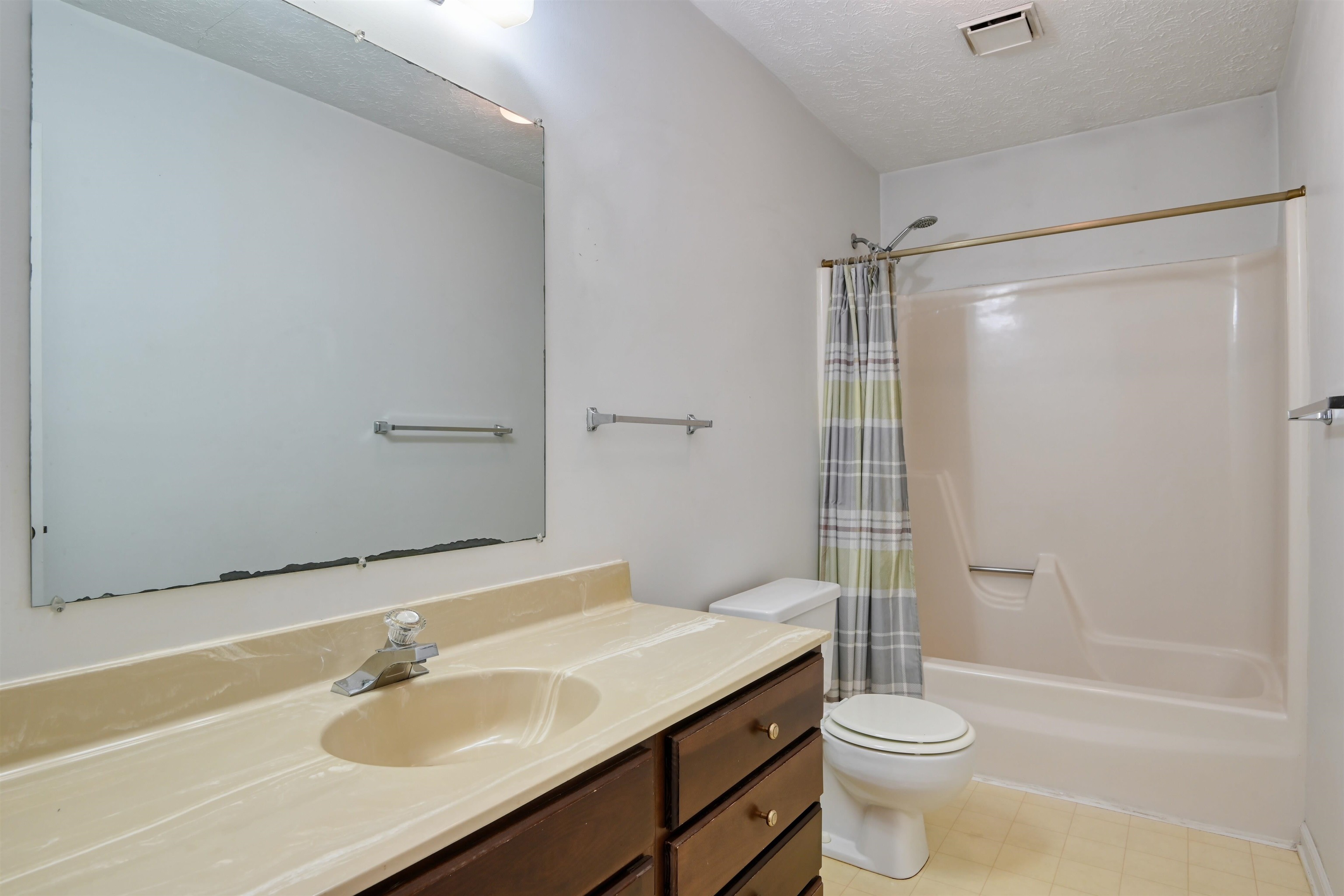 905 Chesley Street Radford VA 24141