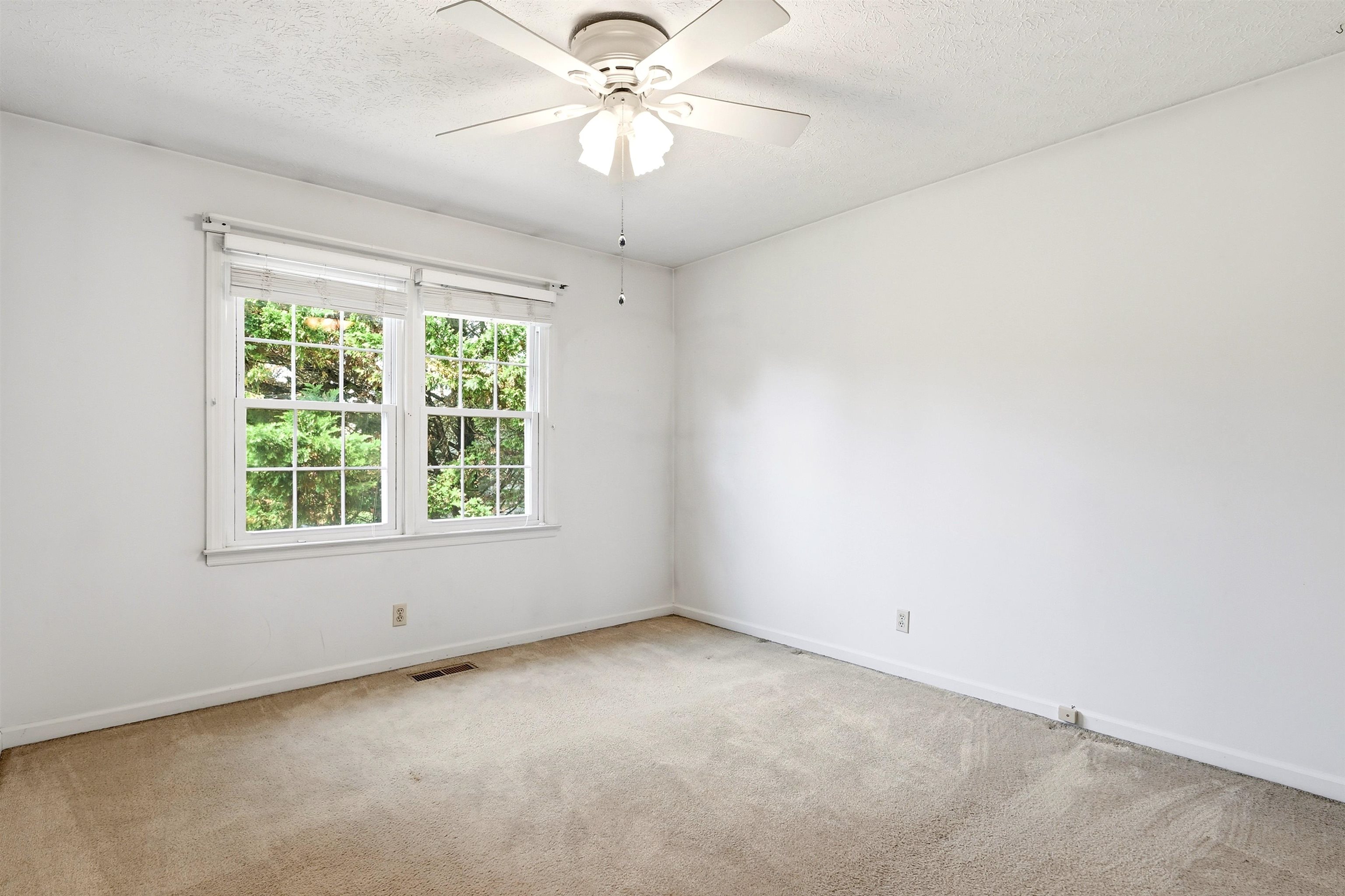 905 Chesley Street Radford VA 24141