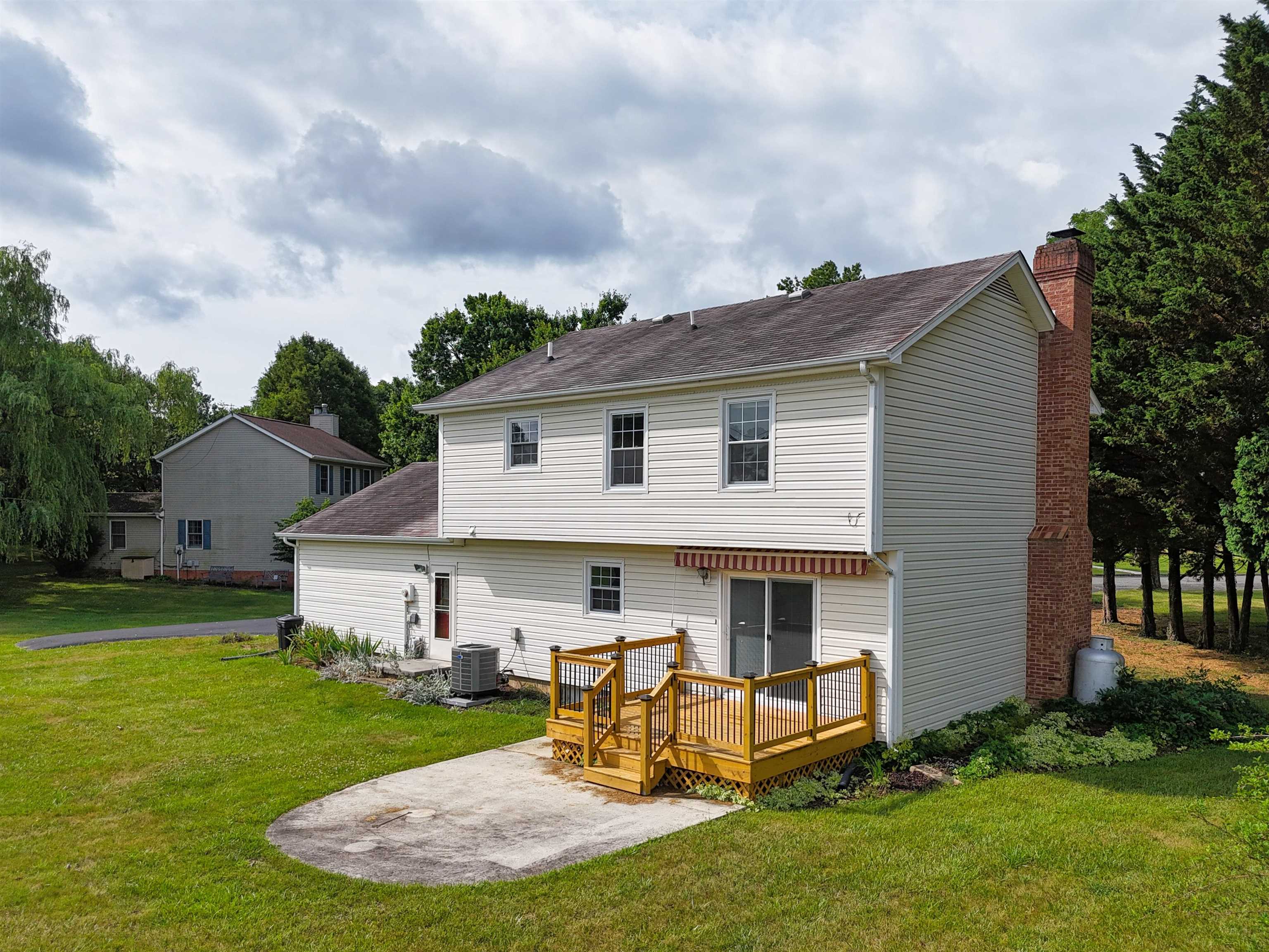 905 Chesley Street Radford VA 24141