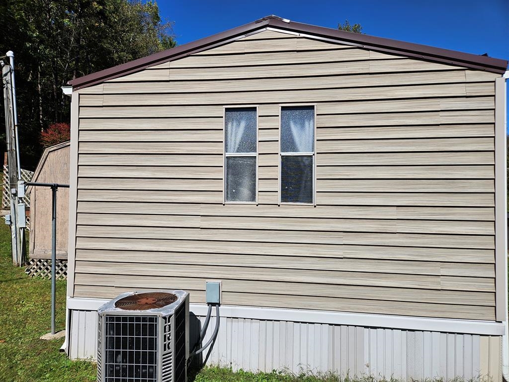 3335 Old Route 100 Road Pulaski VA 24301