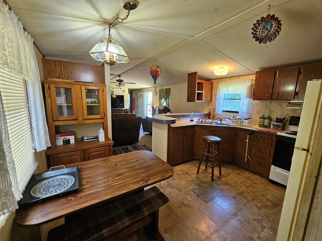 3335 Old Route 100 Road Pulaski VA 24301