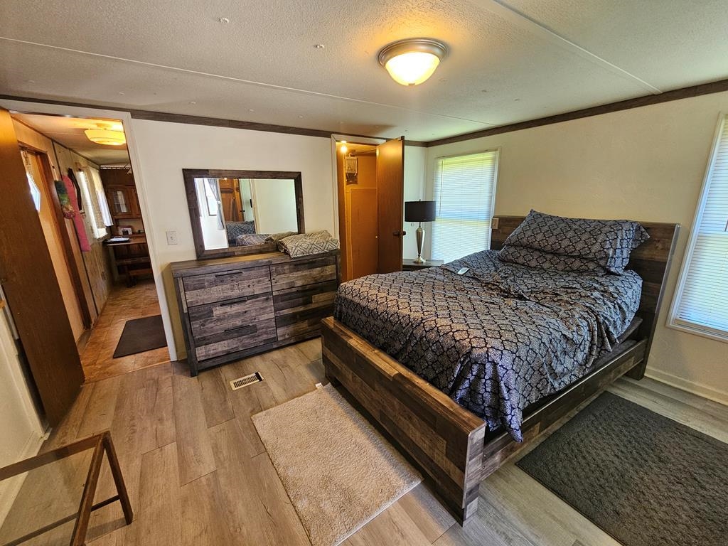 3335 Old Route 100 Road Pulaski VA 24301