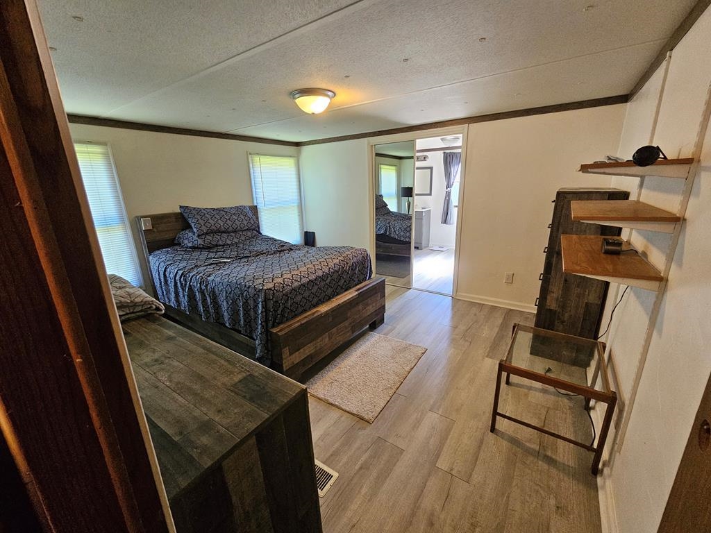 3335 Old Route 100 Road Pulaski VA 24301