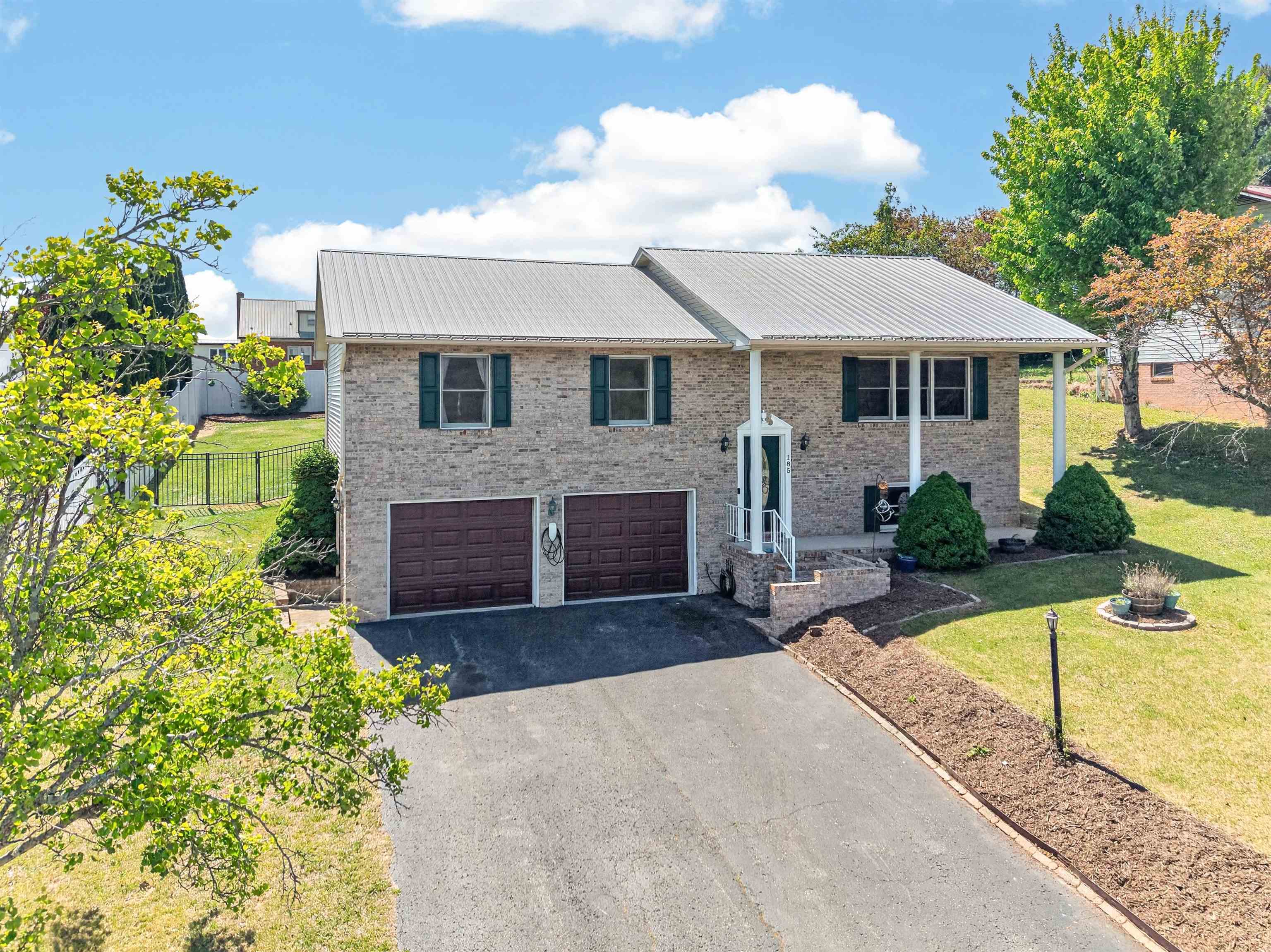 185 Cove Hills Drive Wytheville VA 24382