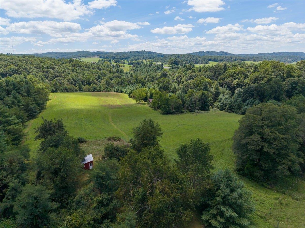 163 Church View Lane NE Pilot VA 24138