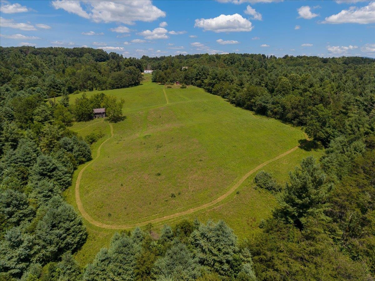 163 Church View Lane NE Pilot VA 24138