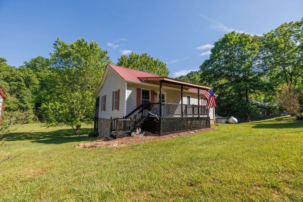 3173 Poplar Hill Drive Dugspur VA 24325