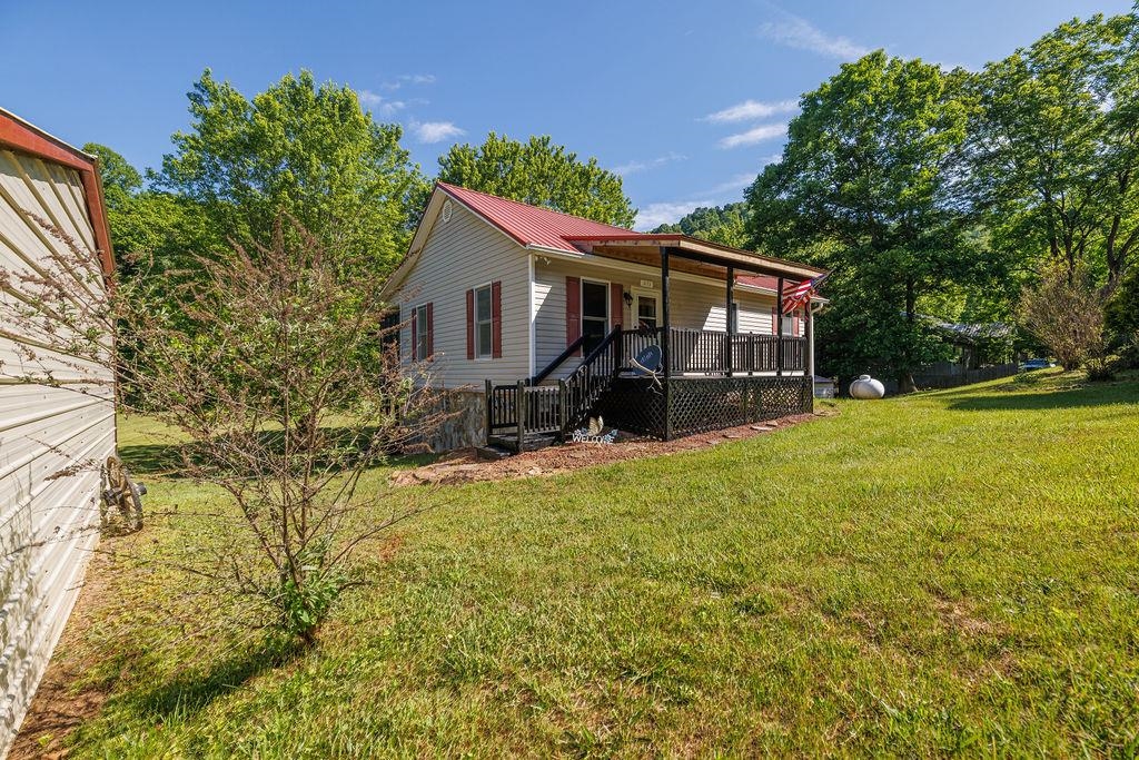 3173 Poplar Hill Drive Dugspur VA 24325