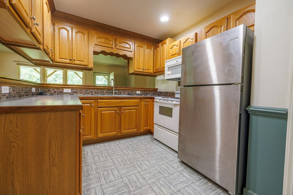 3173 Poplar Hill Drive Dugspur VA 24325