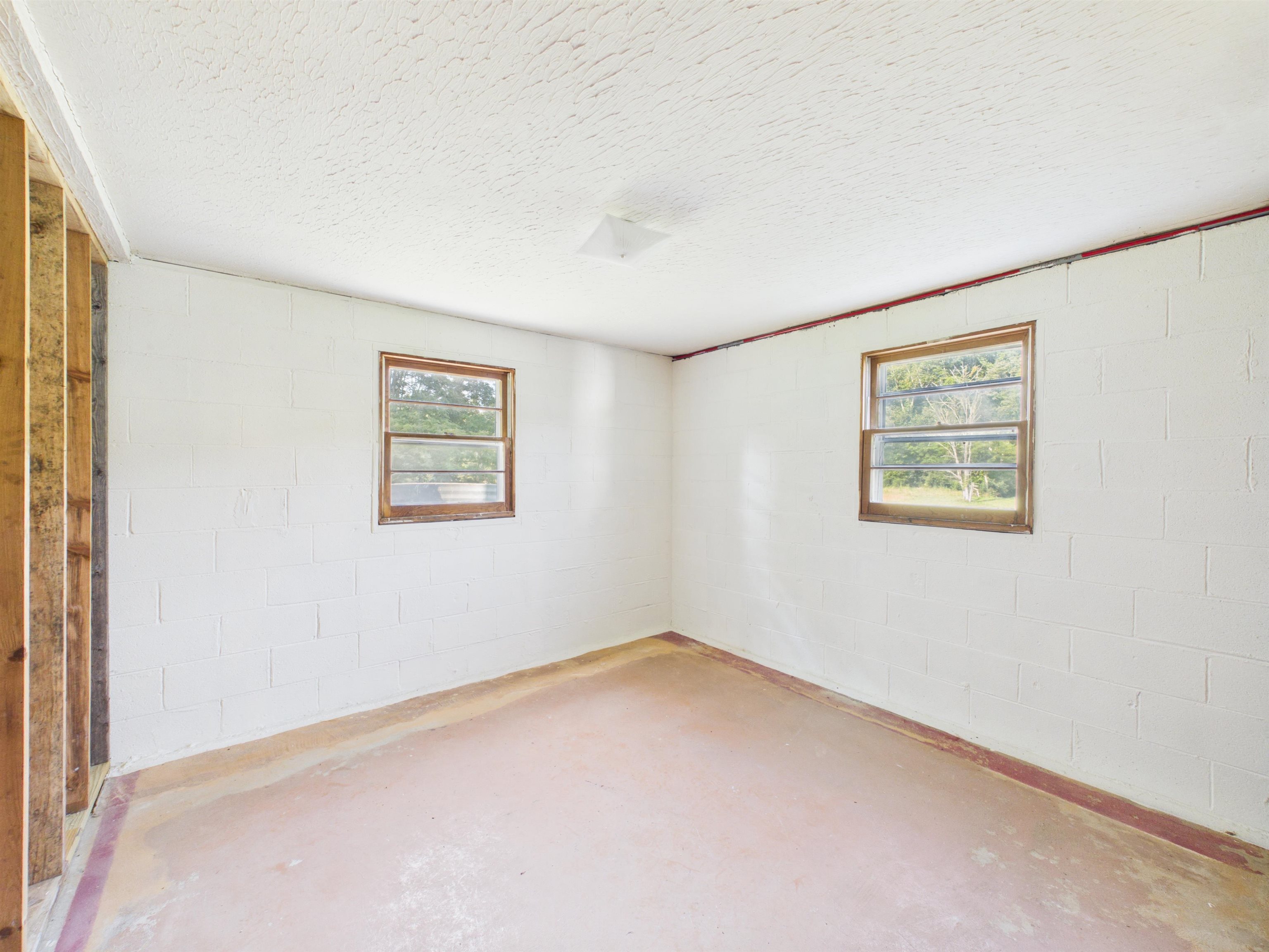 878 Sugar Tree Road SW Willis VA 24380