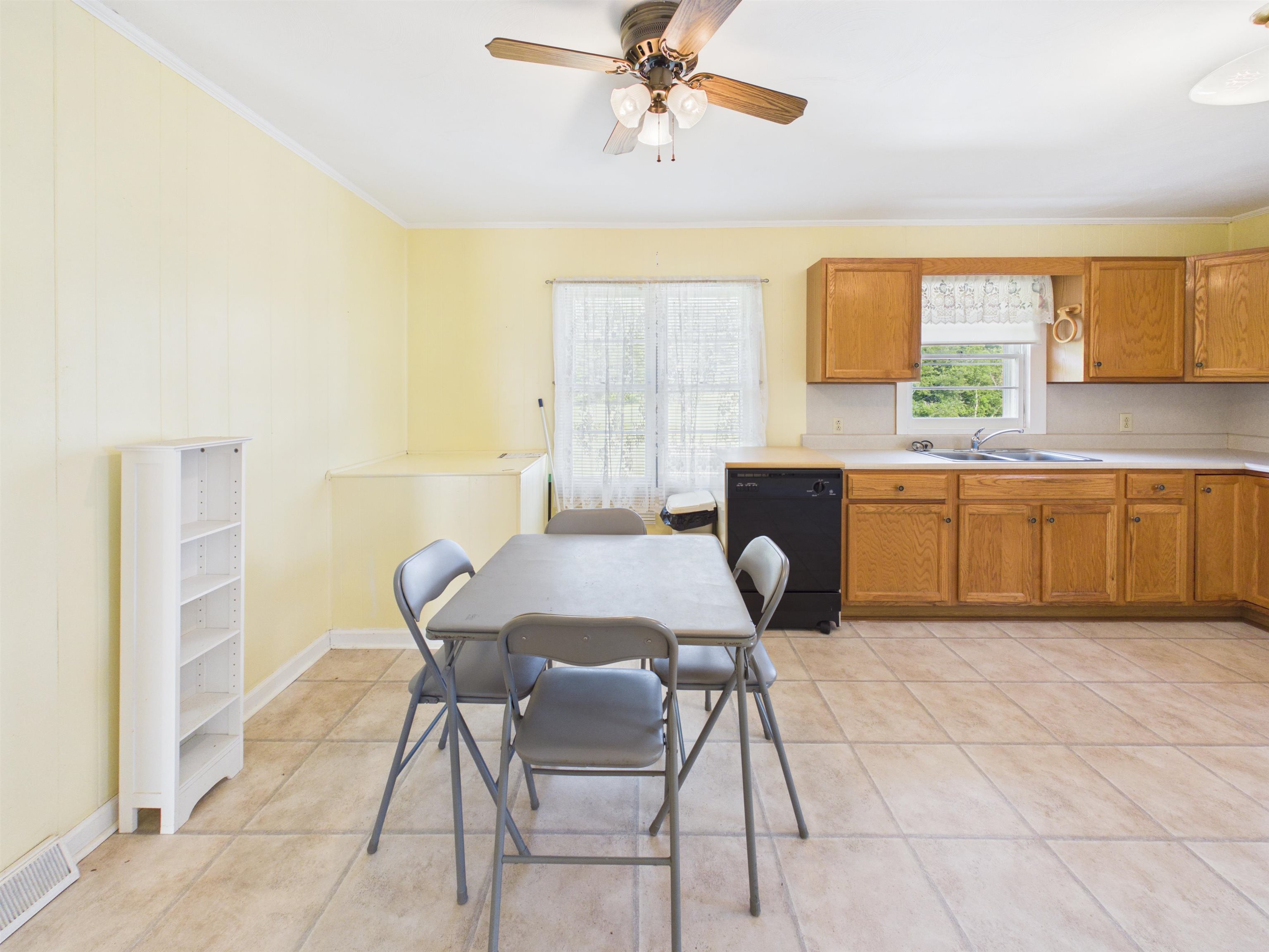 878 Sugar Tree Road SW Willis VA 24380