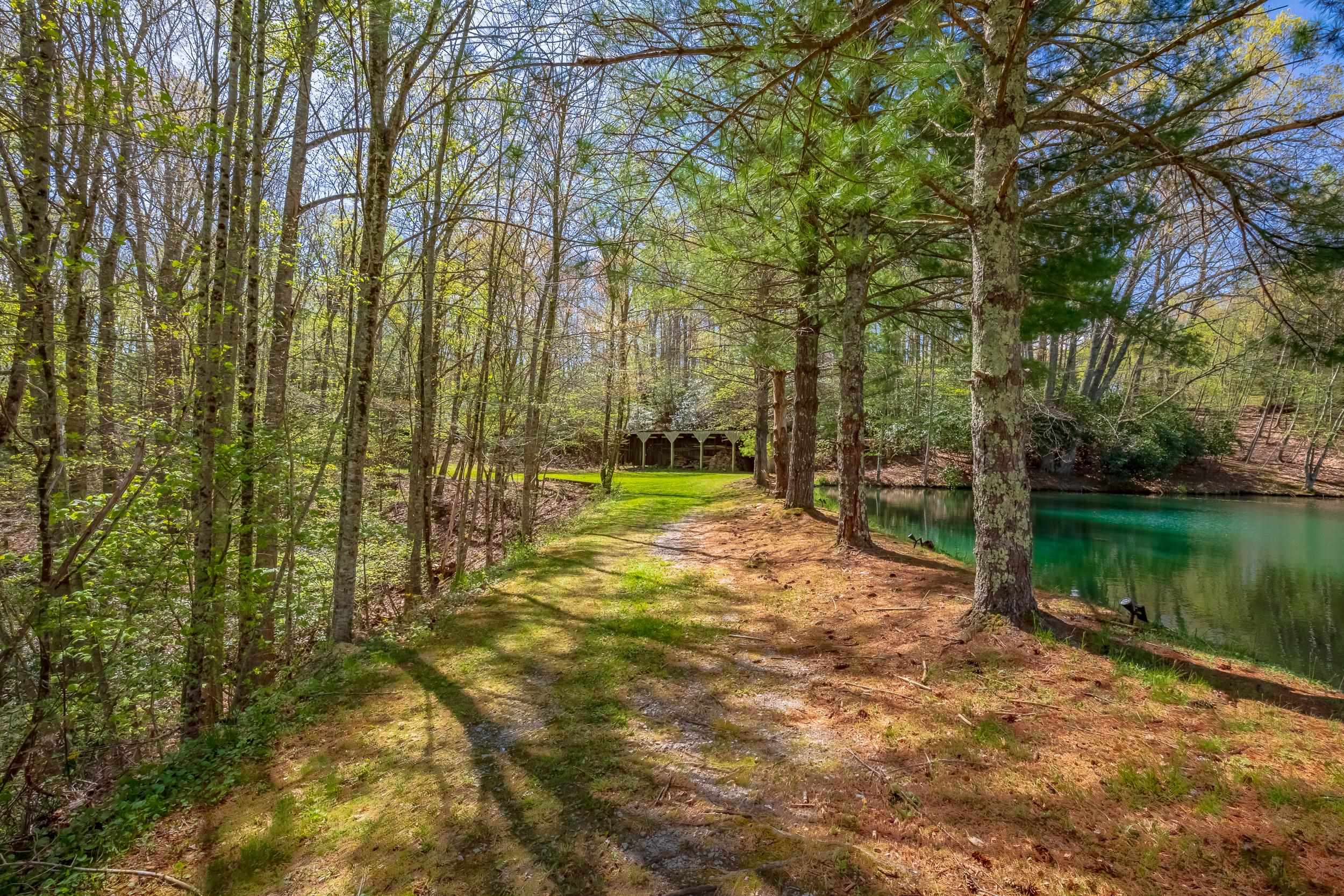 434 Glenwood Road Troutdale VA 24378