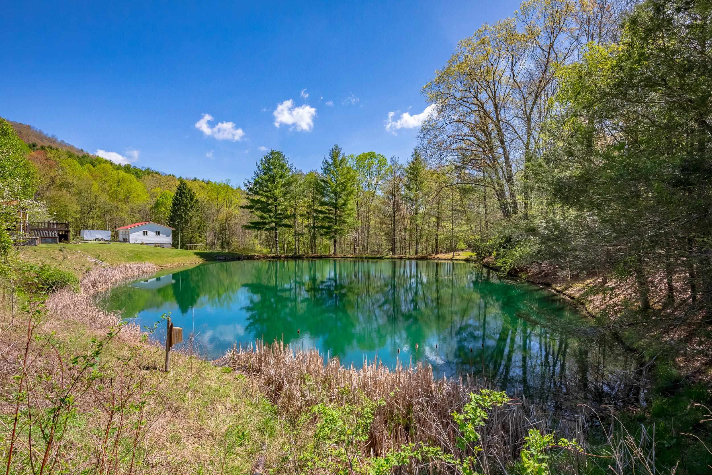 434 Glenwood Road Troutdale VA 24378