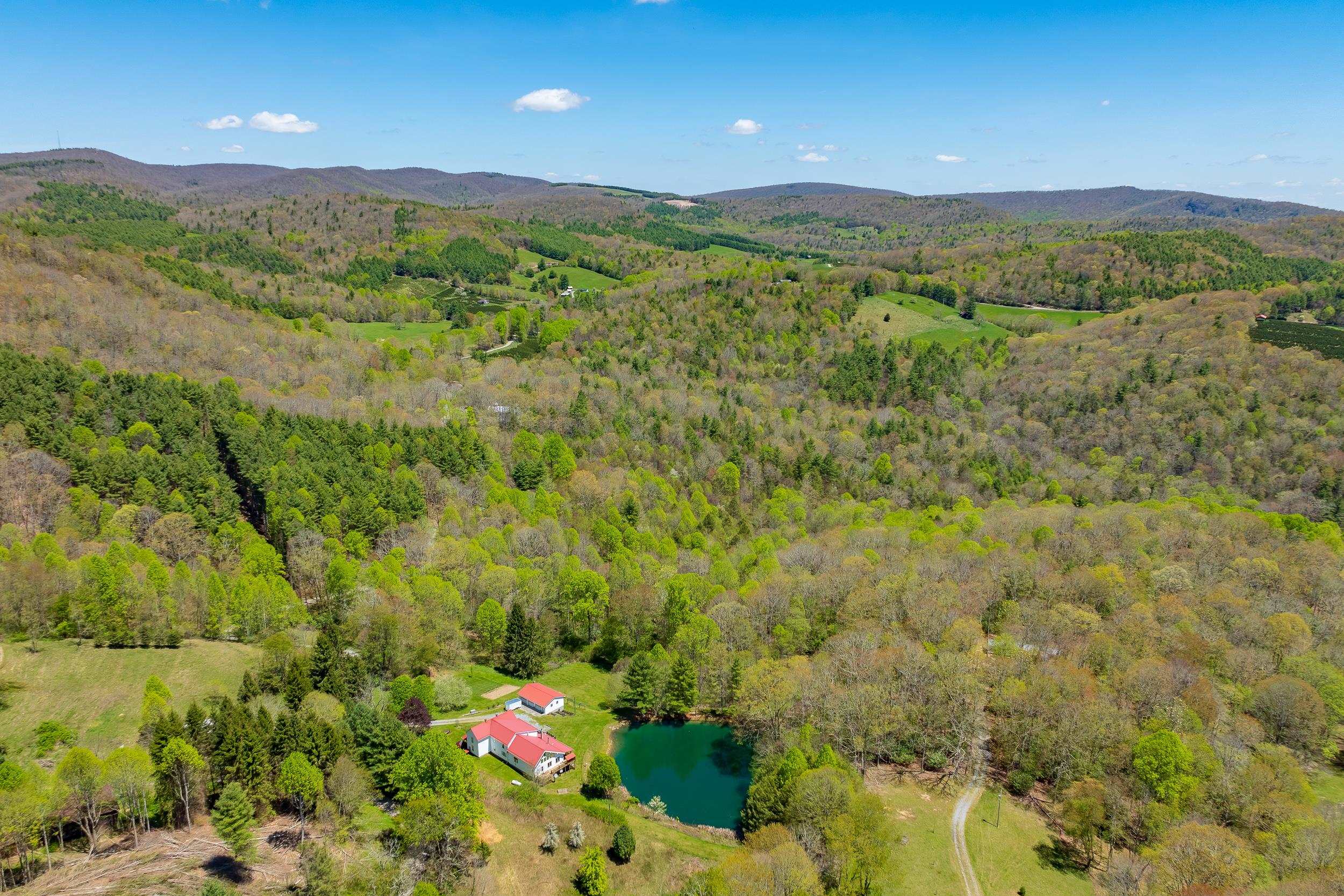 434 Glenwood Road Troutdale VA 24378