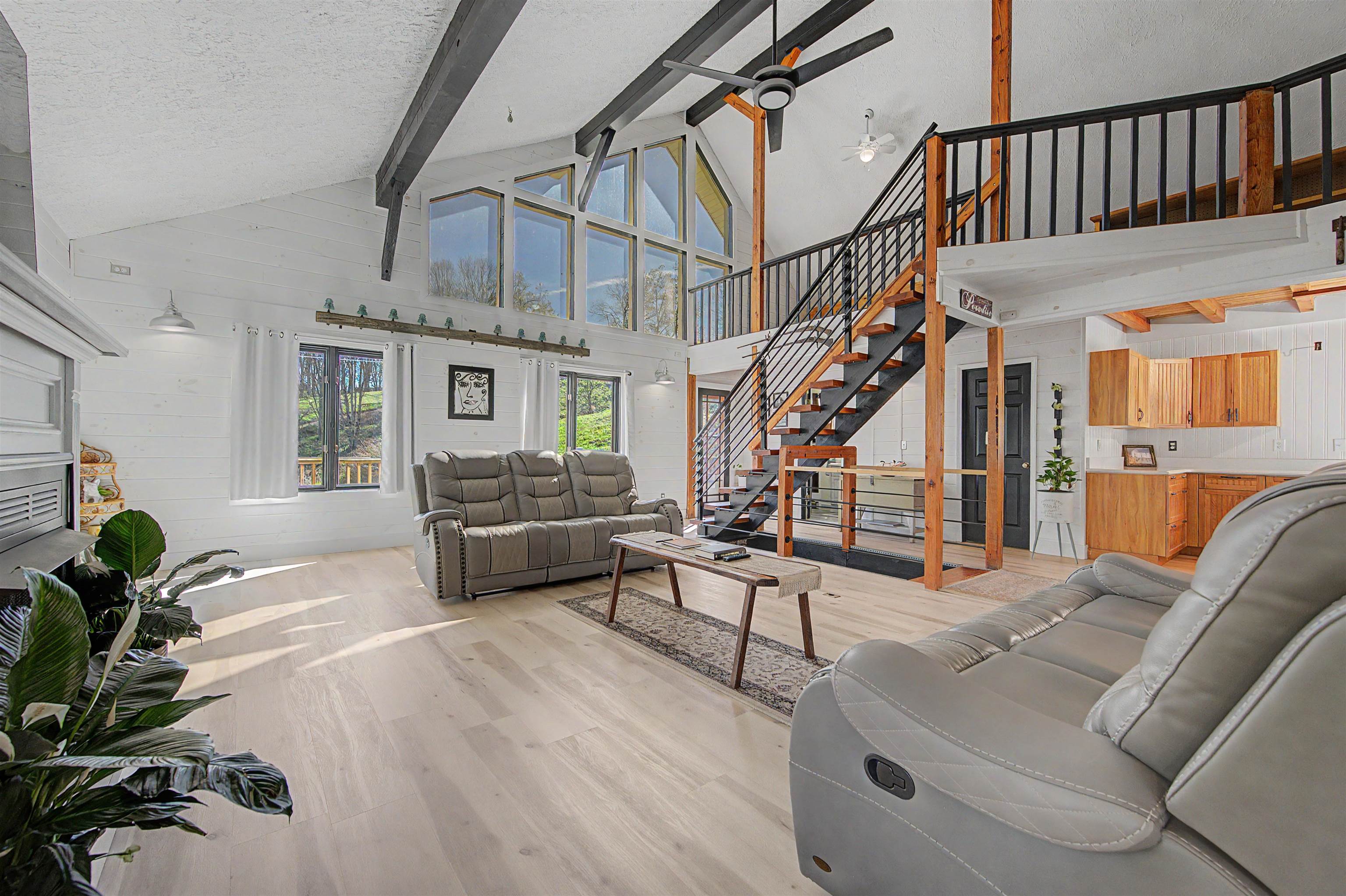 434 Glenwood Road Troutdale VA 24378