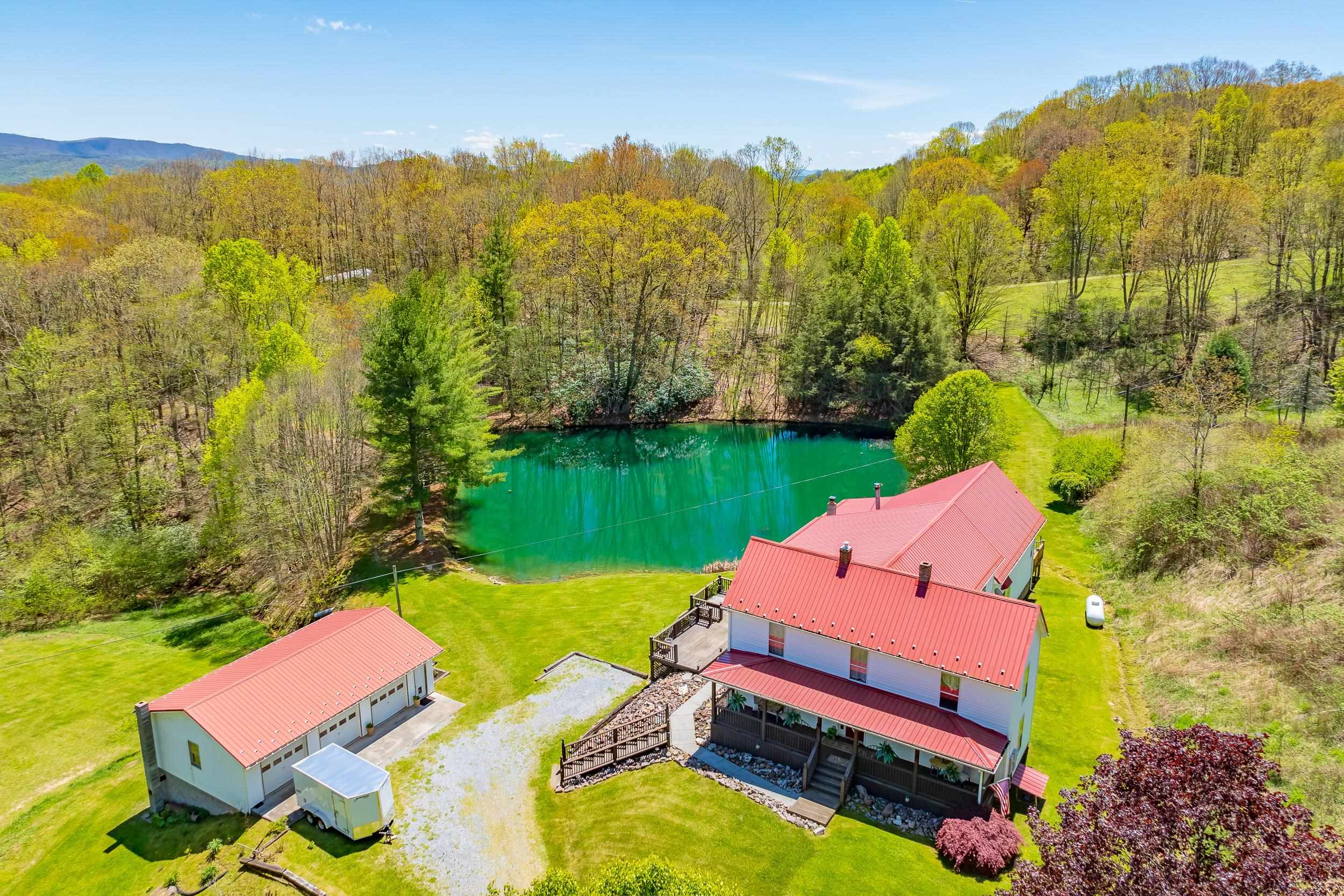 434 Glenwood Road Troutdale VA 24378