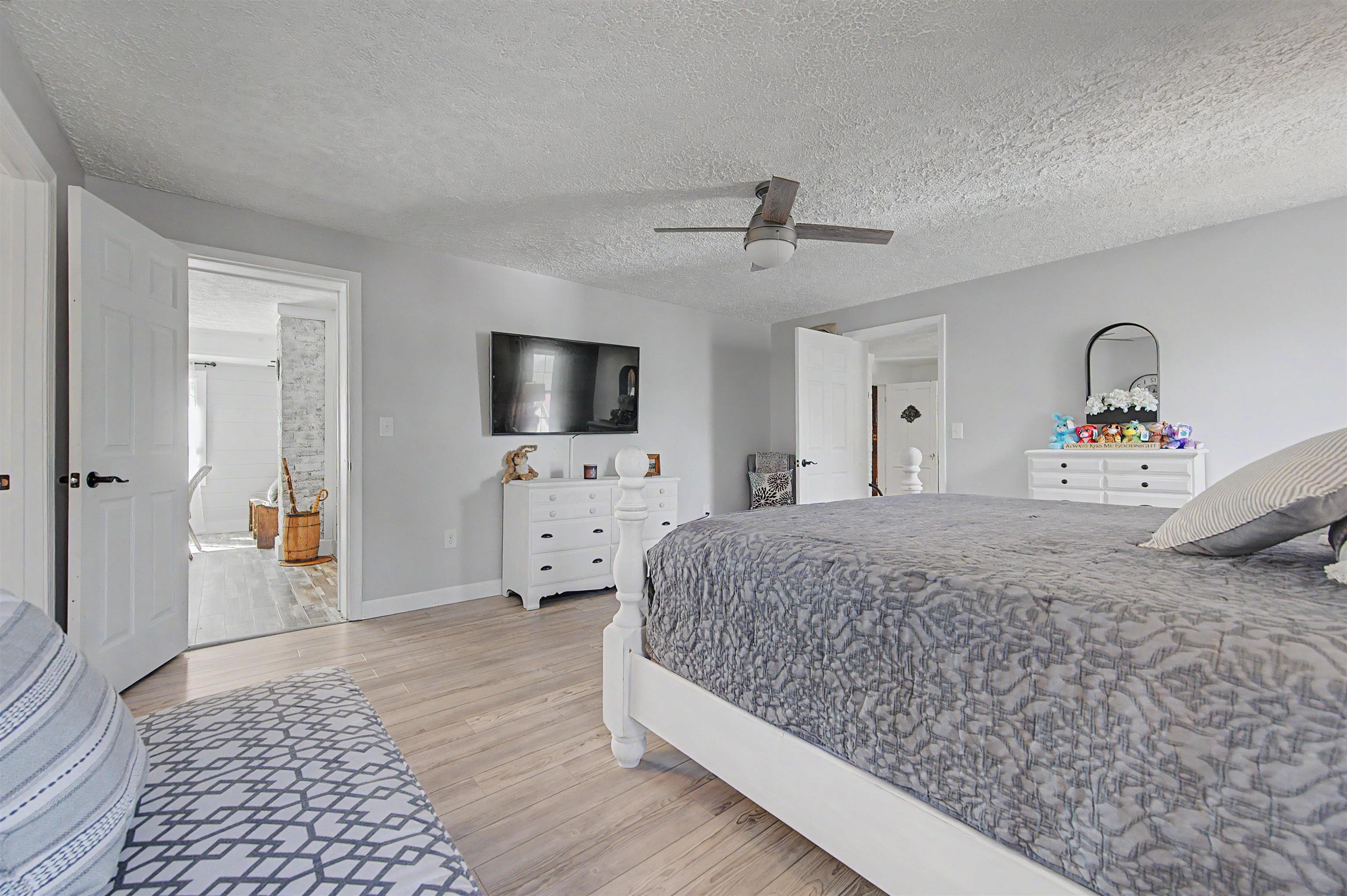 434 Glenwood Road Troutdale VA 24378