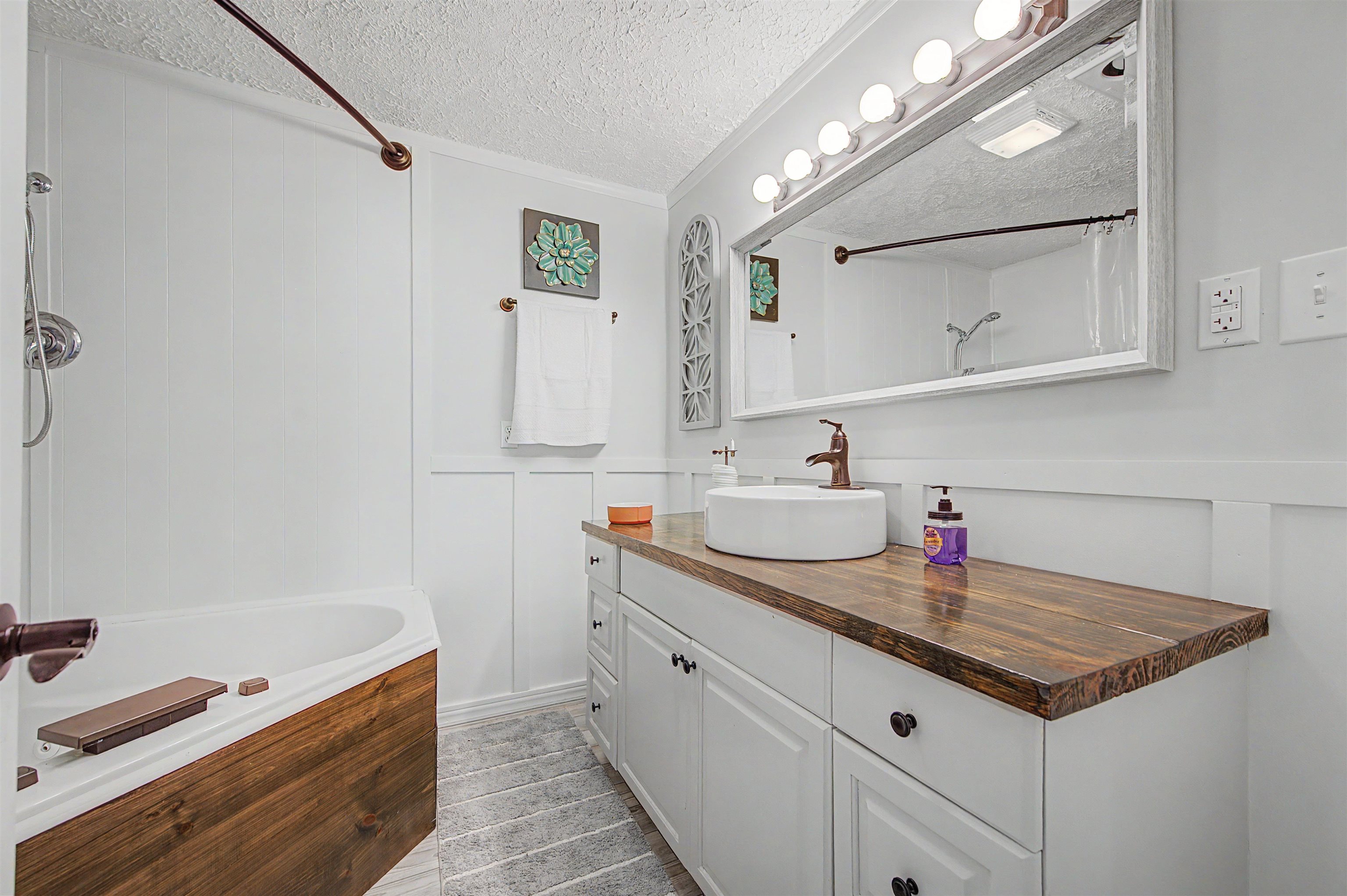 434 Glenwood Road Troutdale VA 24378