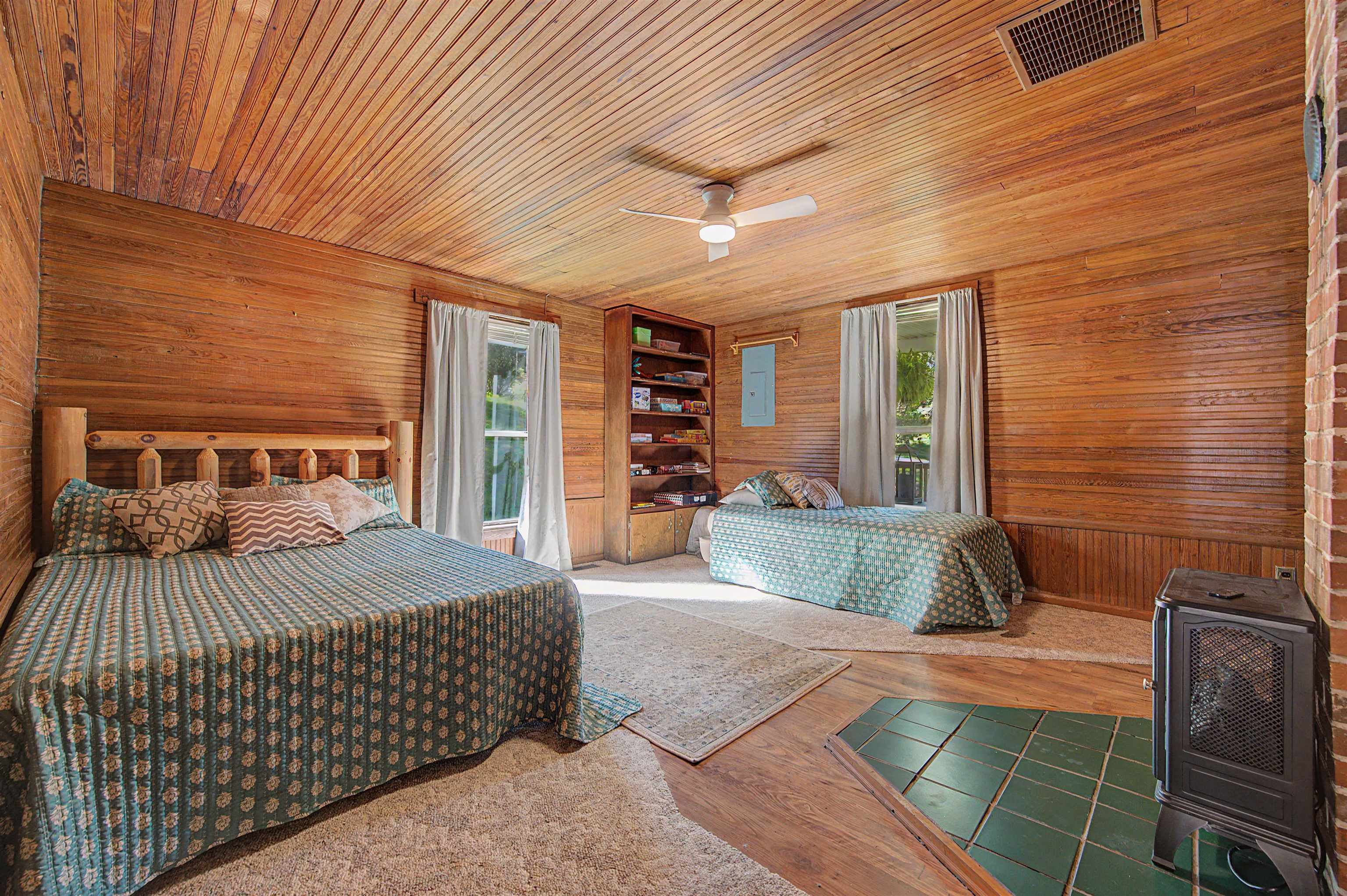434 Glenwood Road Troutdale VA 24378
