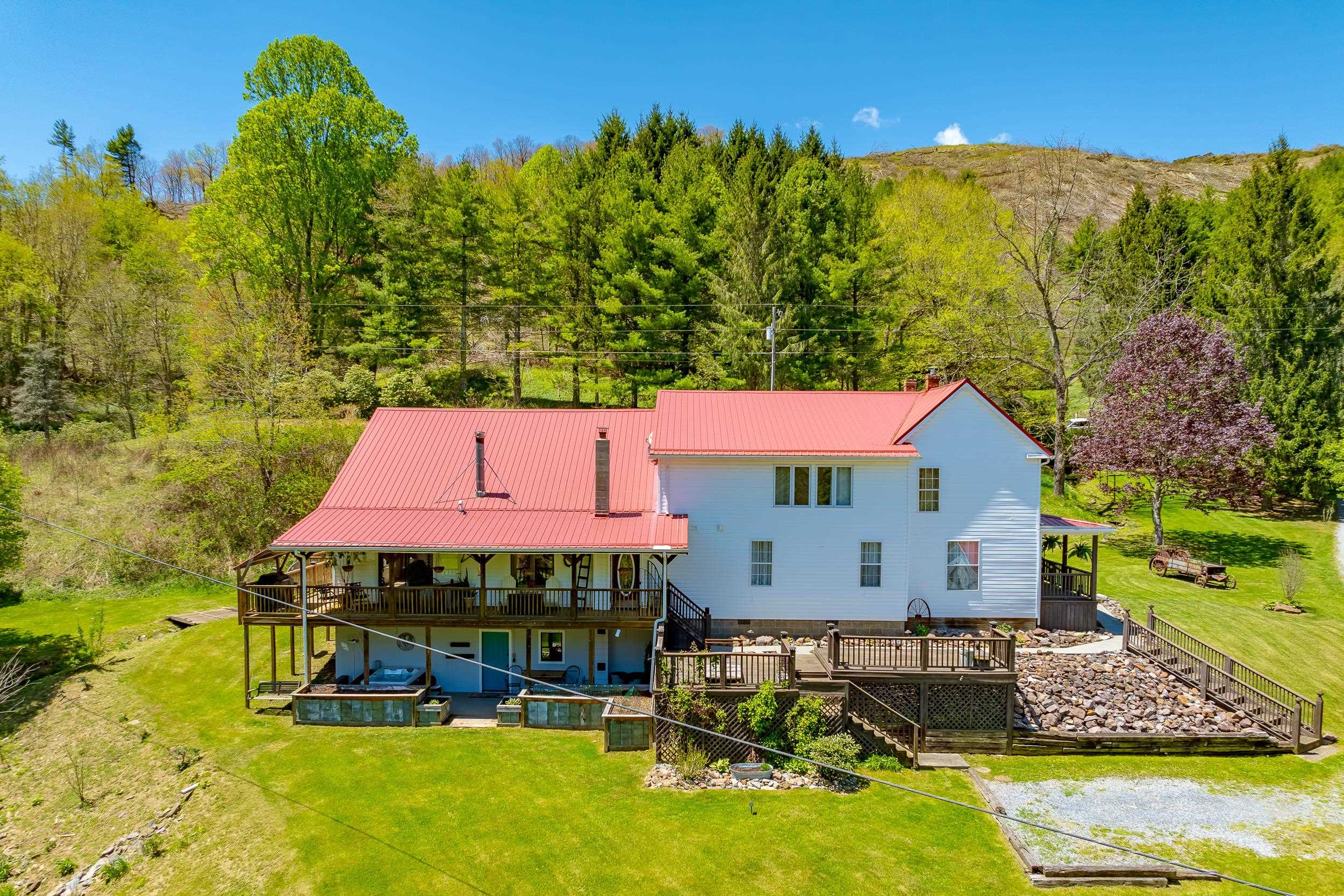 434 Glenwood Road Troutdale VA 24378