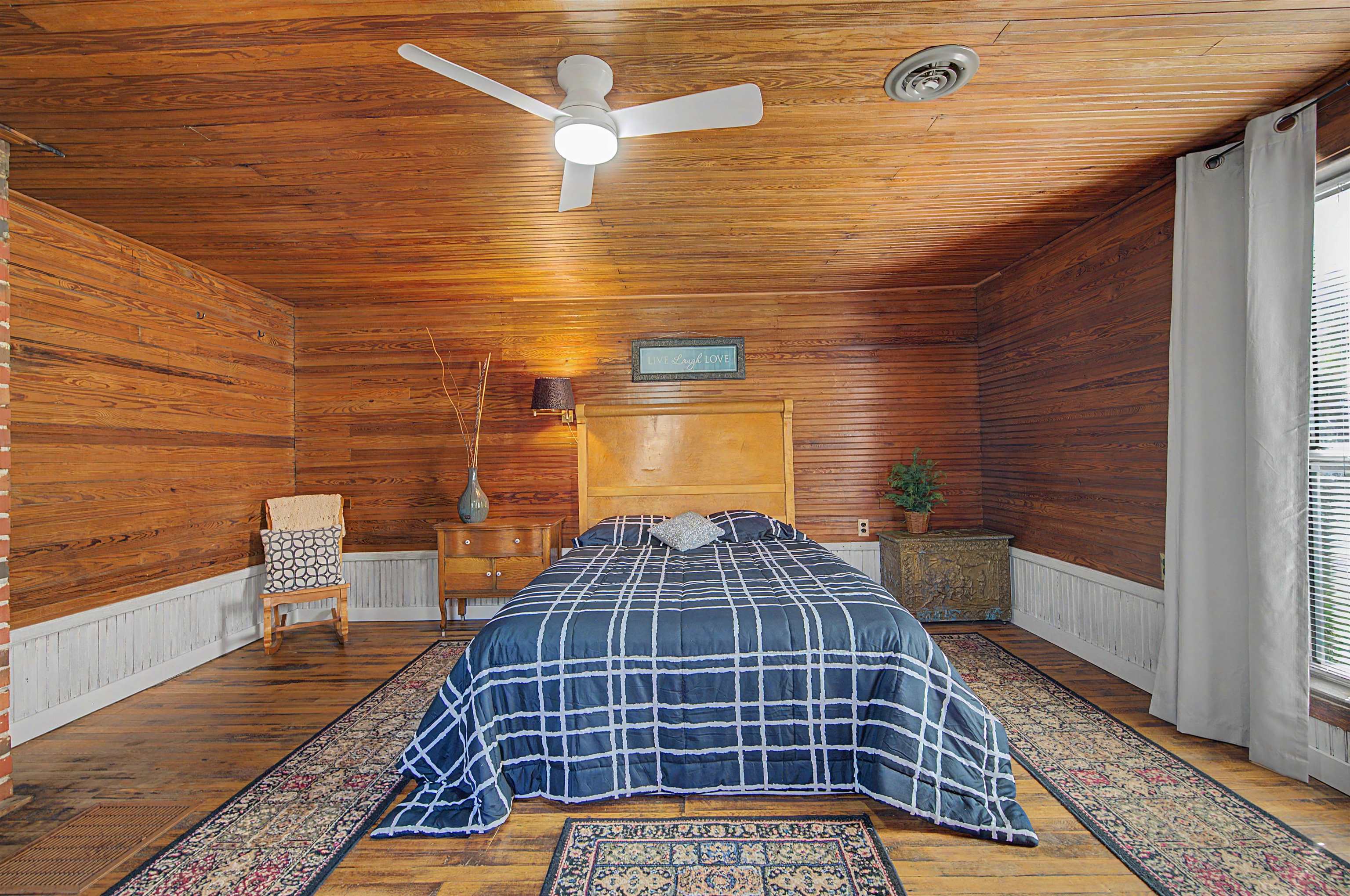 434 Glenwood Road Troutdale VA 24378