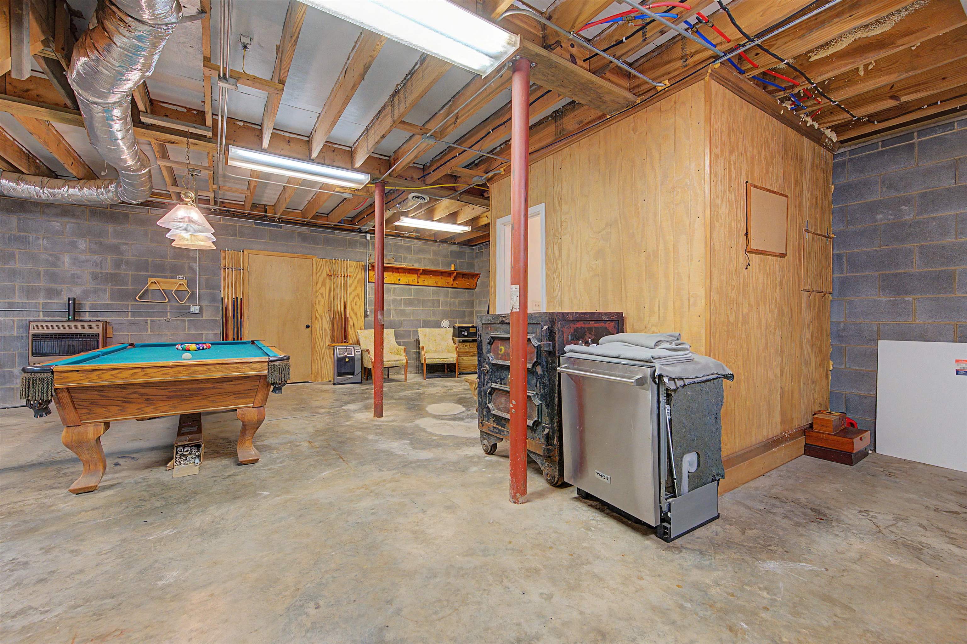 434 Glenwood Road Troutdale VA 24378