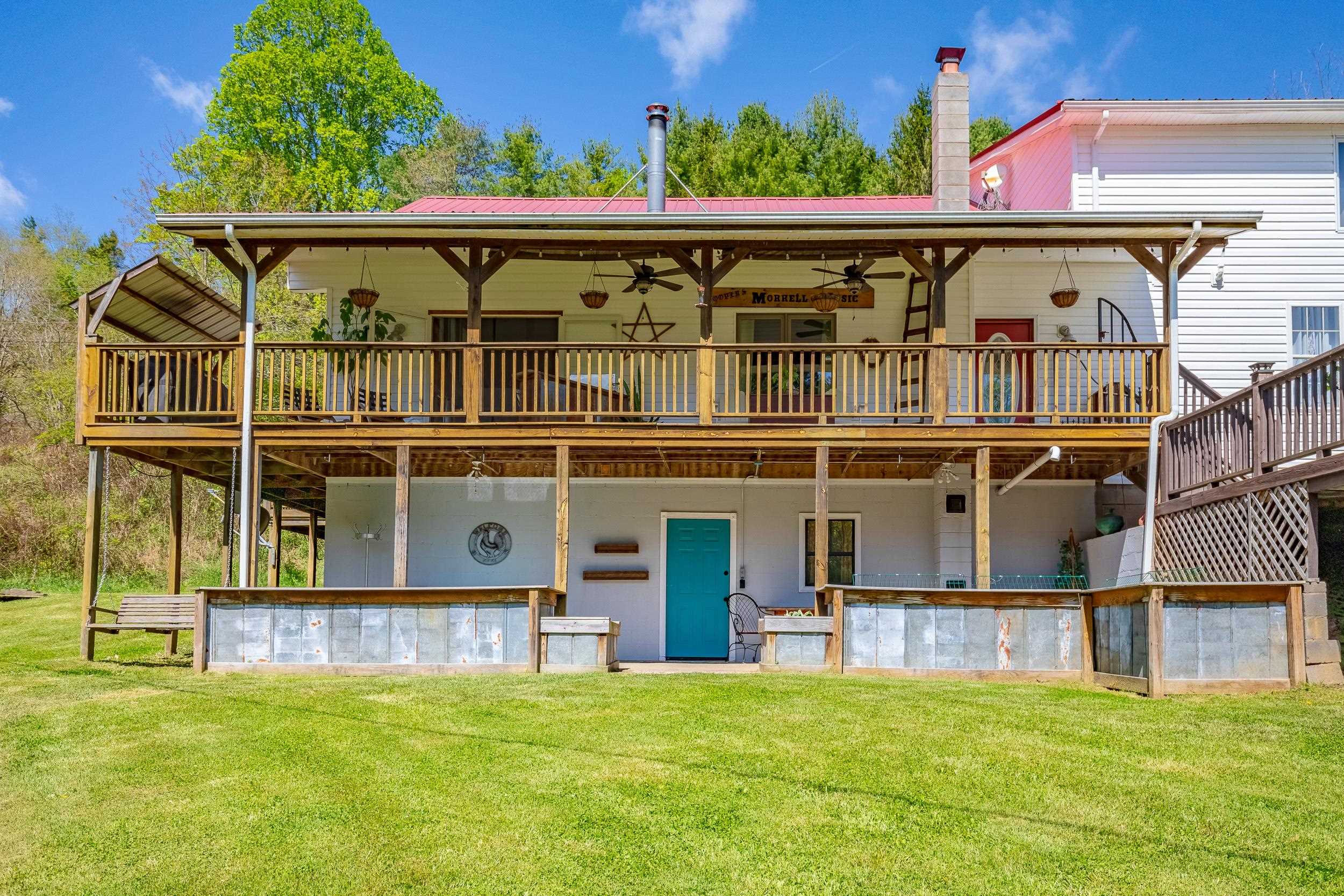 434 Glenwood Road Troutdale VA 24378