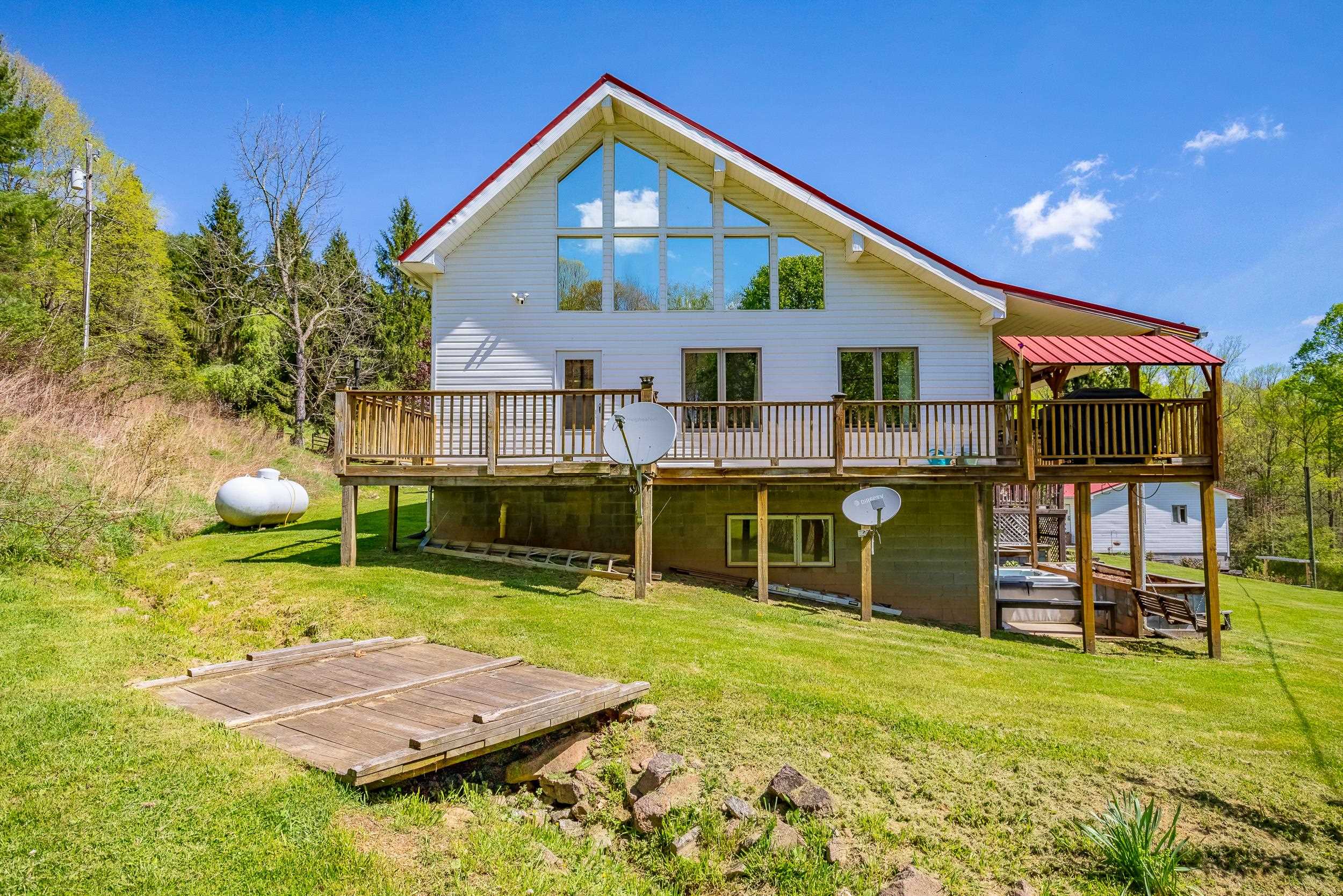 434 Glenwood Road Troutdale VA 24378