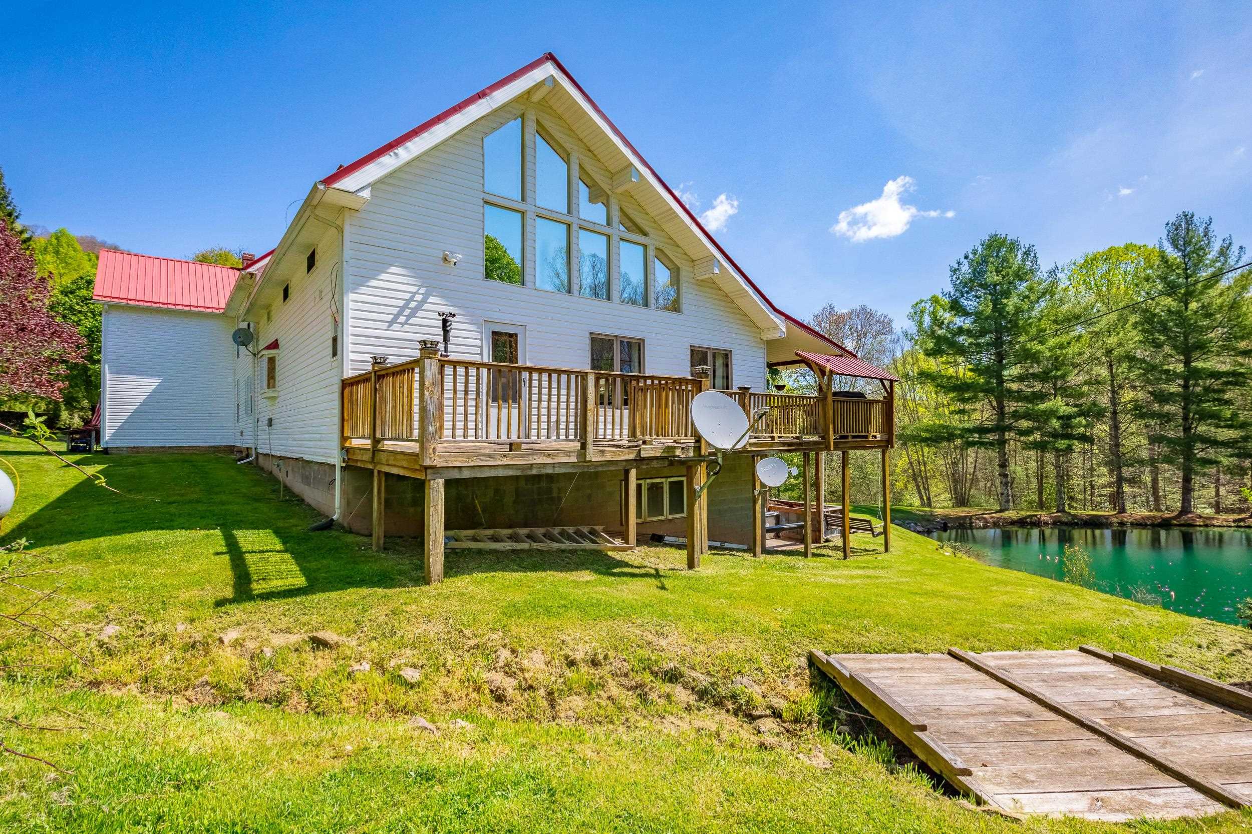 434 Glenwood Road Troutdale VA 24378